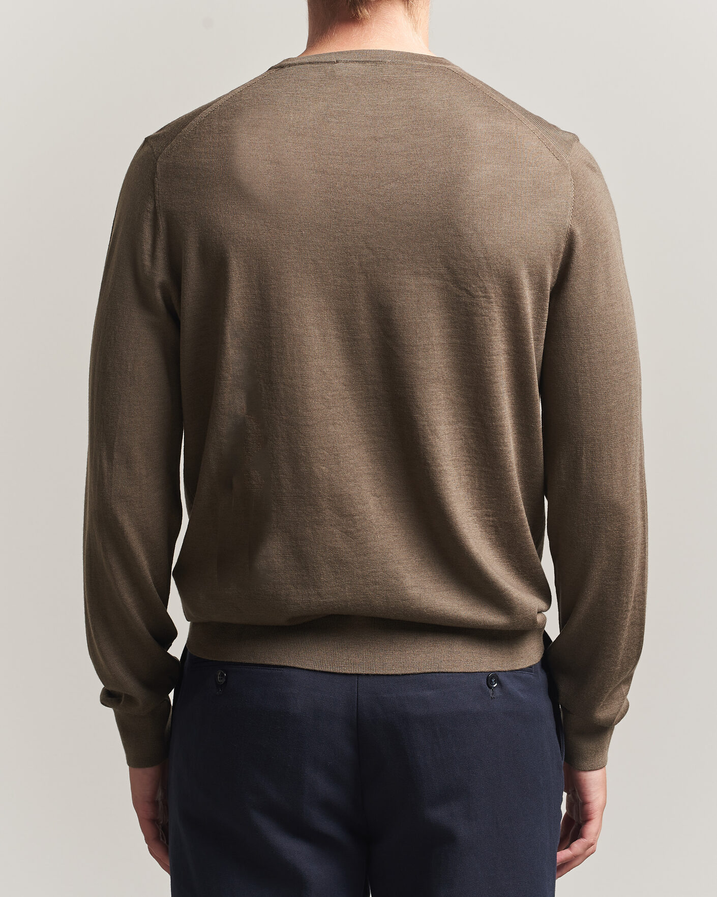 Herr | Tröjor | Tiger of Sweden | Connor Extra Fine Merino Crew Neck Pullover Aged Timber