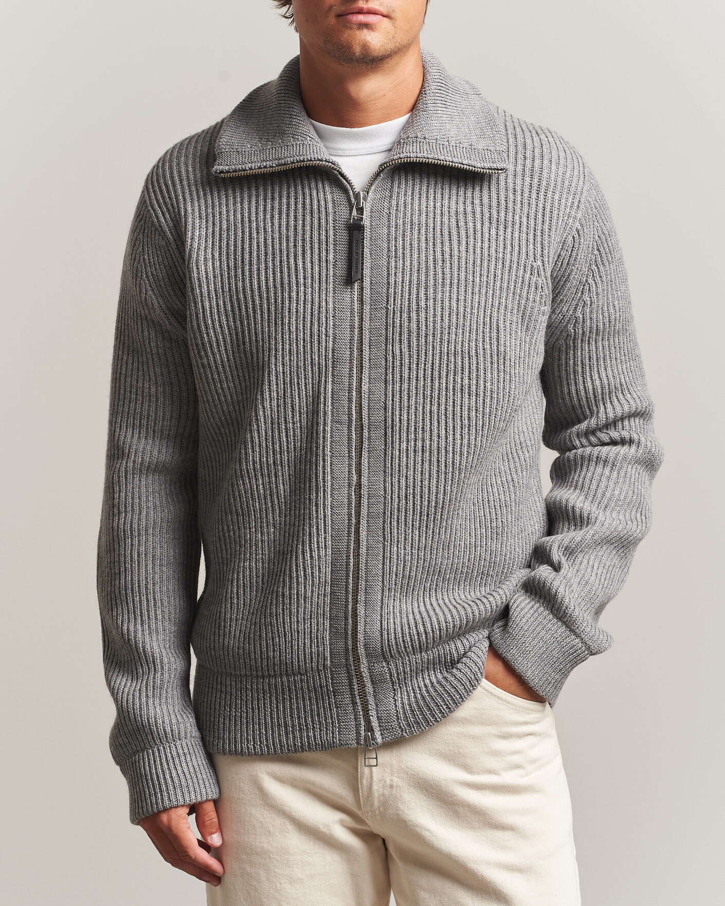 Herr | Tröjor | Tiger of Sweden | Niall Wool Heavy Knitted Full Zip Grey Melange