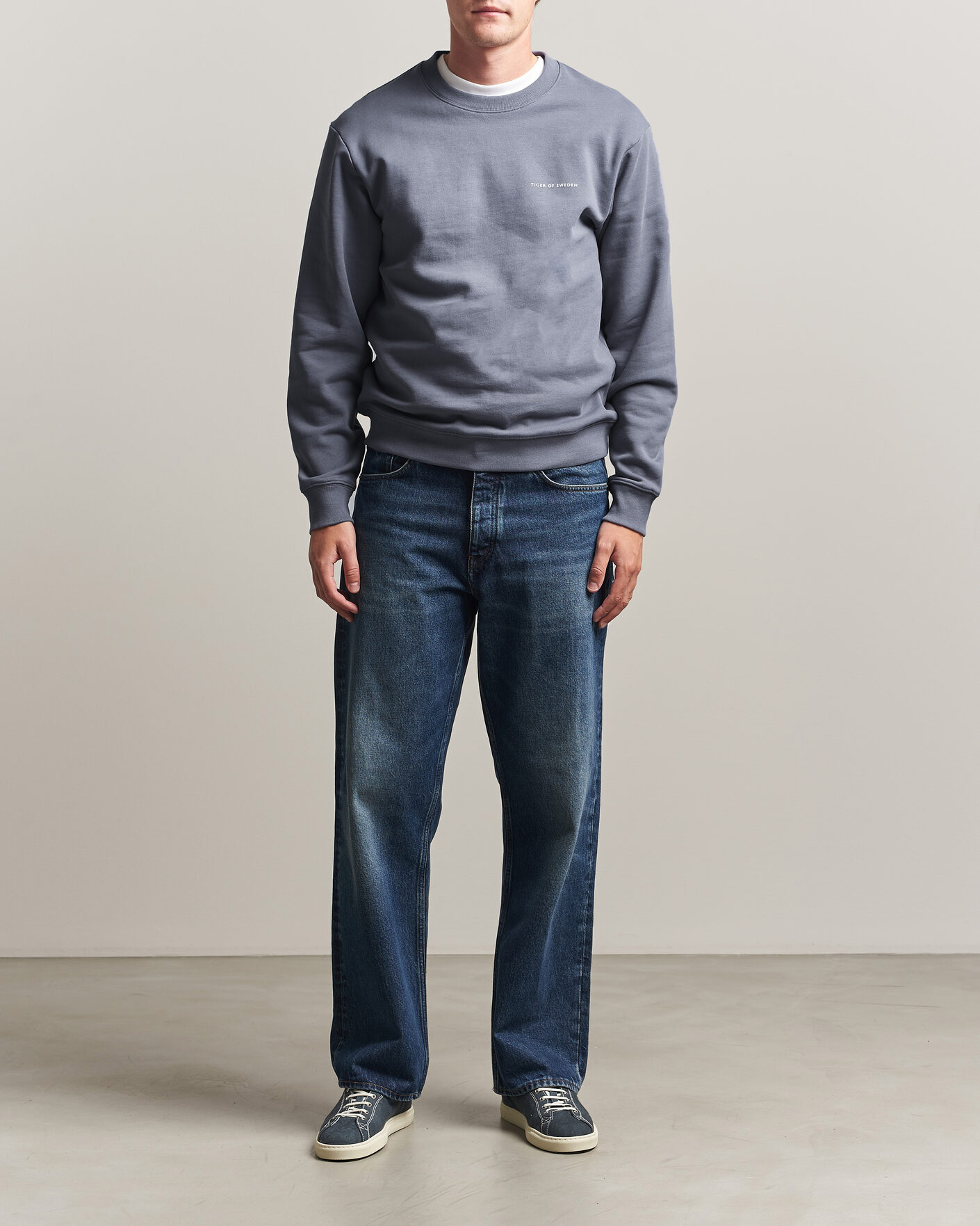 Herr | Tröjor | Tiger of Sweden | Emerson Crew Neck Sweatshirt Iron Haze
