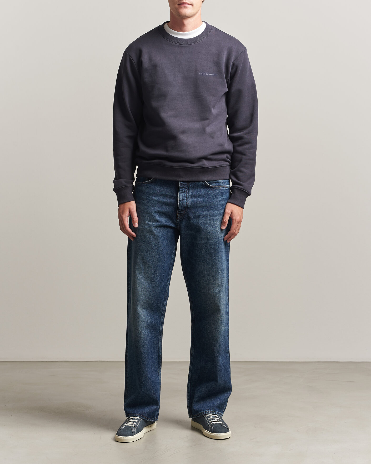 Herr | Tröjor | Tiger of Sweden | Emerson Crew Neck Sweatshirt Light Ink