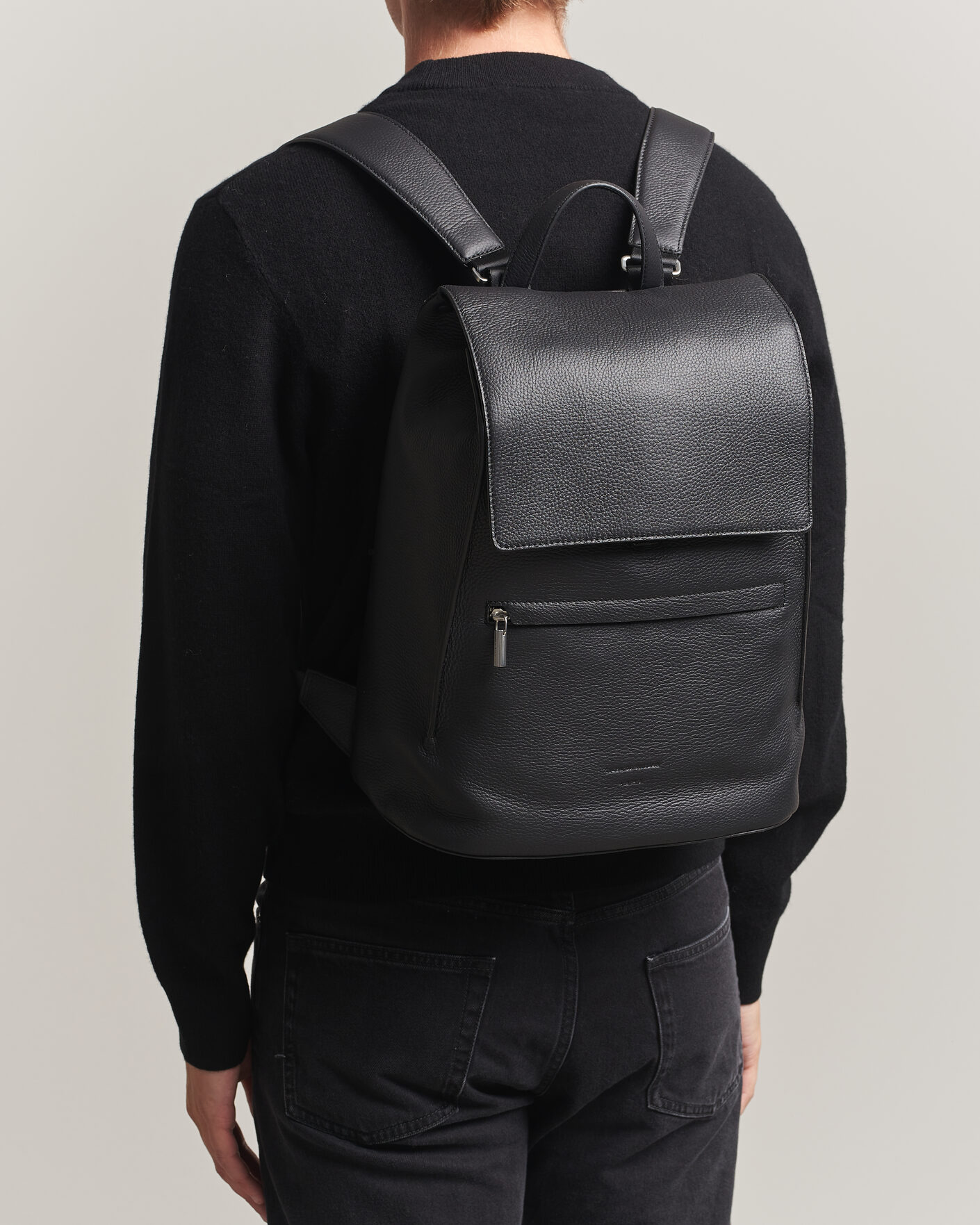 Herr | Väskor | Tiger of Sweden | Vuntir Grained Leather Backpack Black