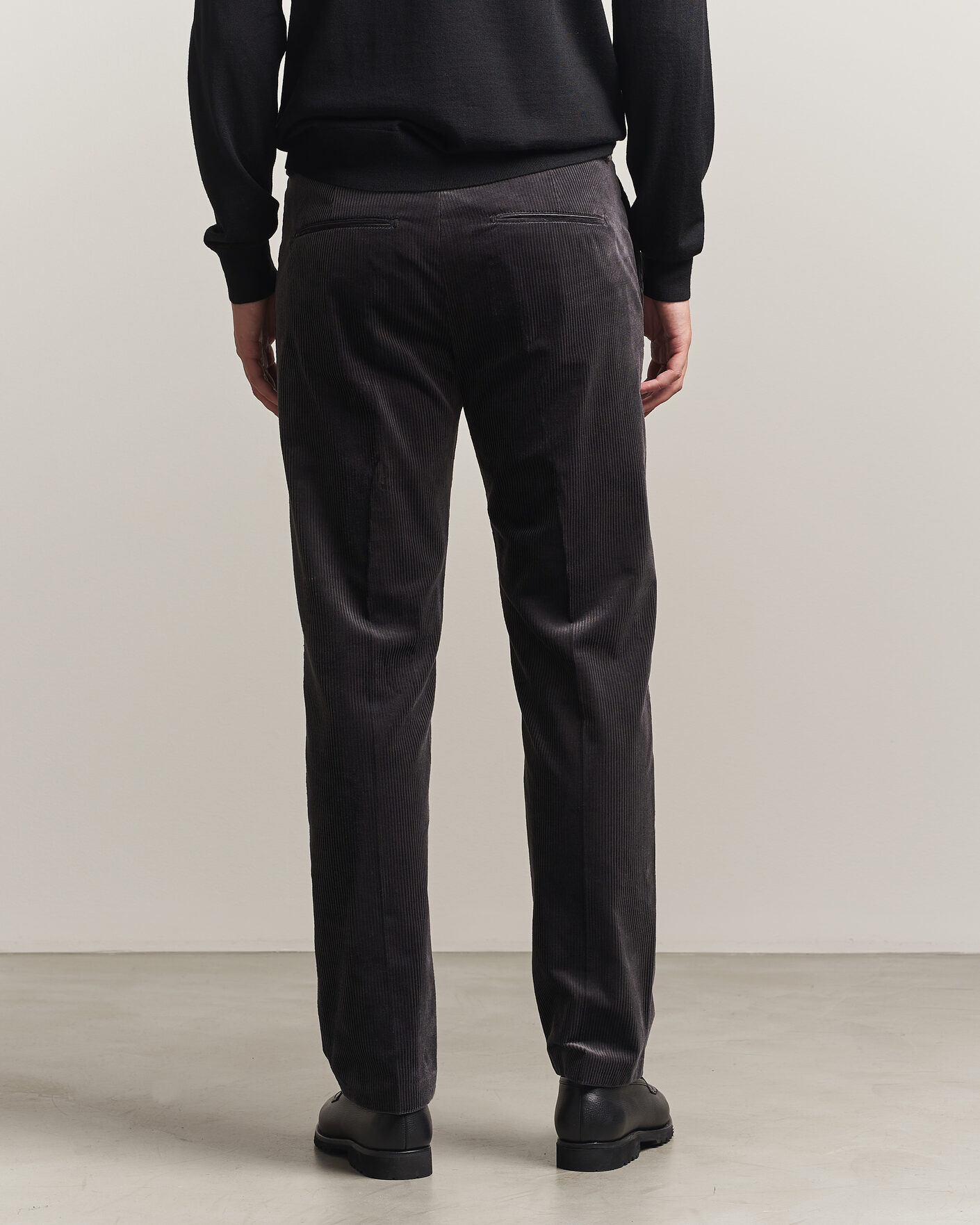 Herr | Byxor | Tiger of Sweden | Tense Pleated Corduroy Trousers Phantom