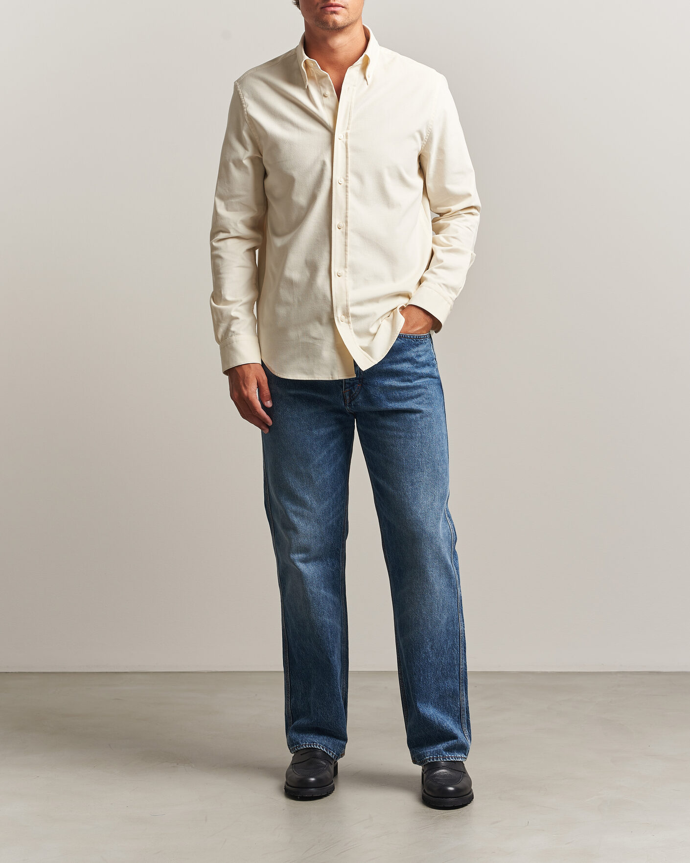 Herr | Skjortor | Tiger of Sweden | Bjorn Corduroy Shirt Cream White