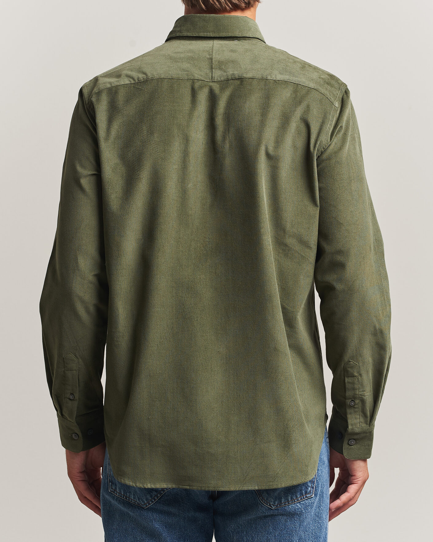 Herr | Skjortor | Tiger of Sweden | Bjorn Corduroy Shirt City Green