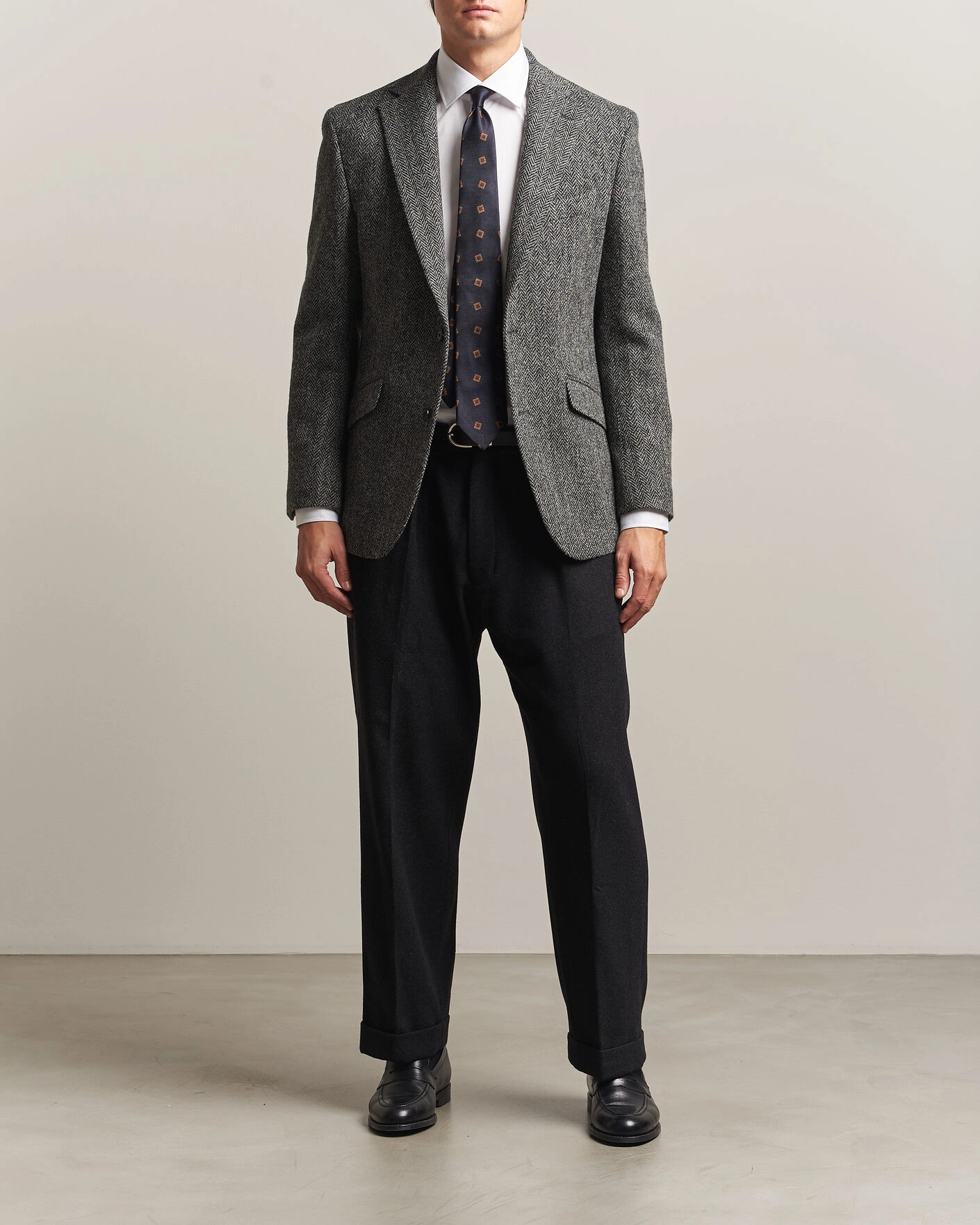 Herr | Kavajer | Walker Slater | Edward Harris Tweed Herringbone Blazer Charcoal