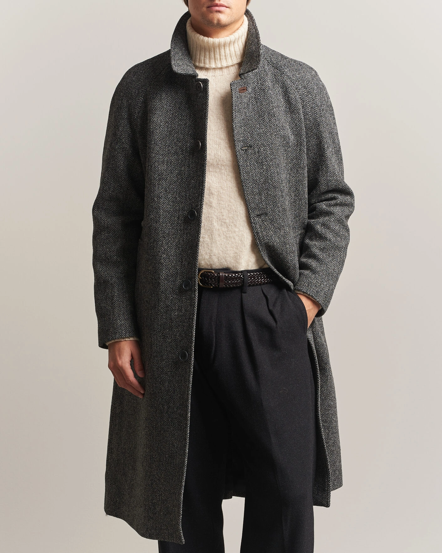 Herr | Jackor | Walker Slater | Sherlock Harris Tweed Herringbone Coat Charcoal