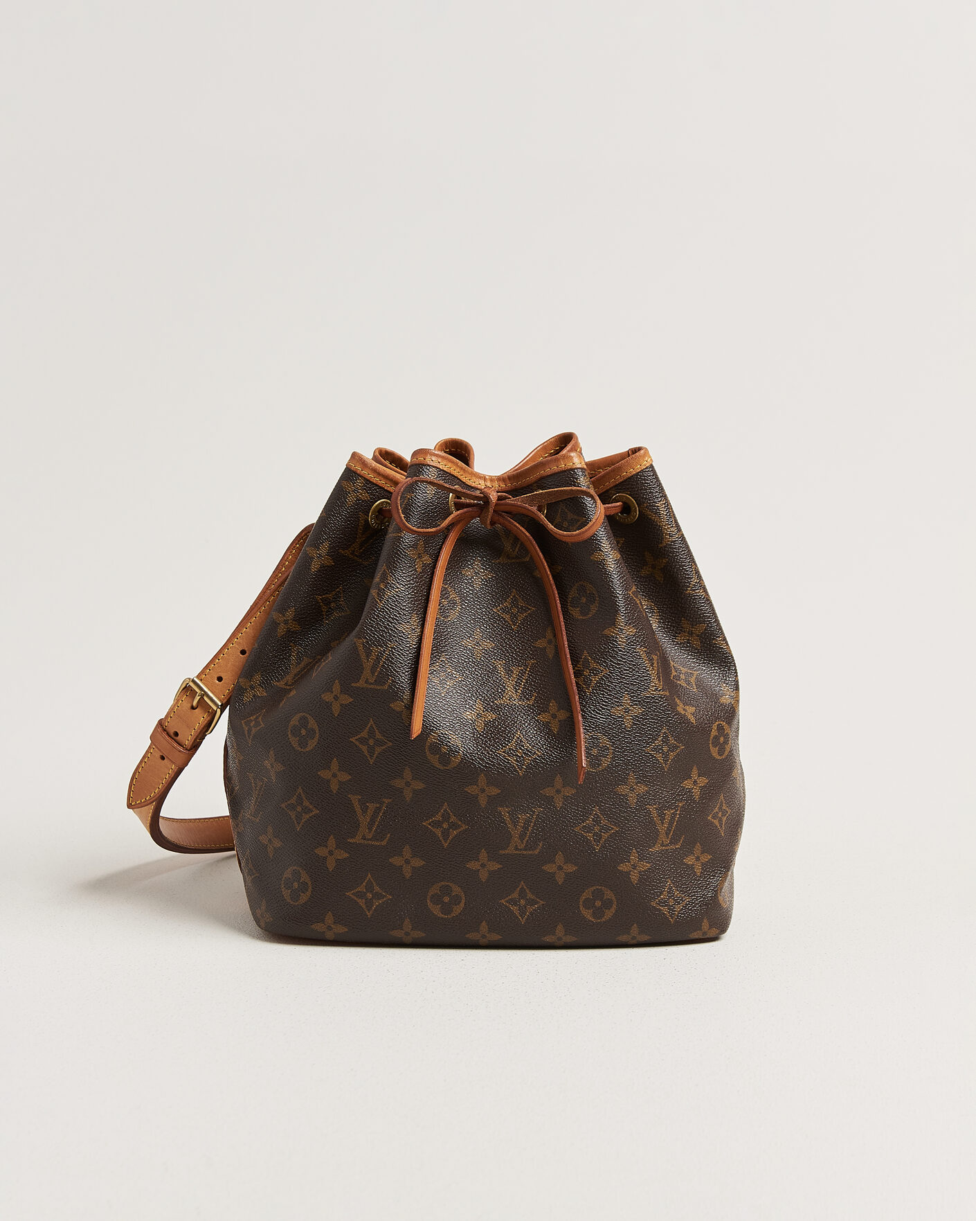 Herr | Pre-Owned & Vintage Bags | Louis Vuitton Pre-Owned | Petit Noé Monogram