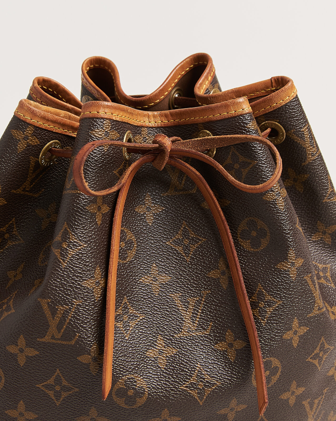 Herr | Pre-Owned & Vintage Bags | Louis Vuitton Pre-Owned | Petit Noé Monogram