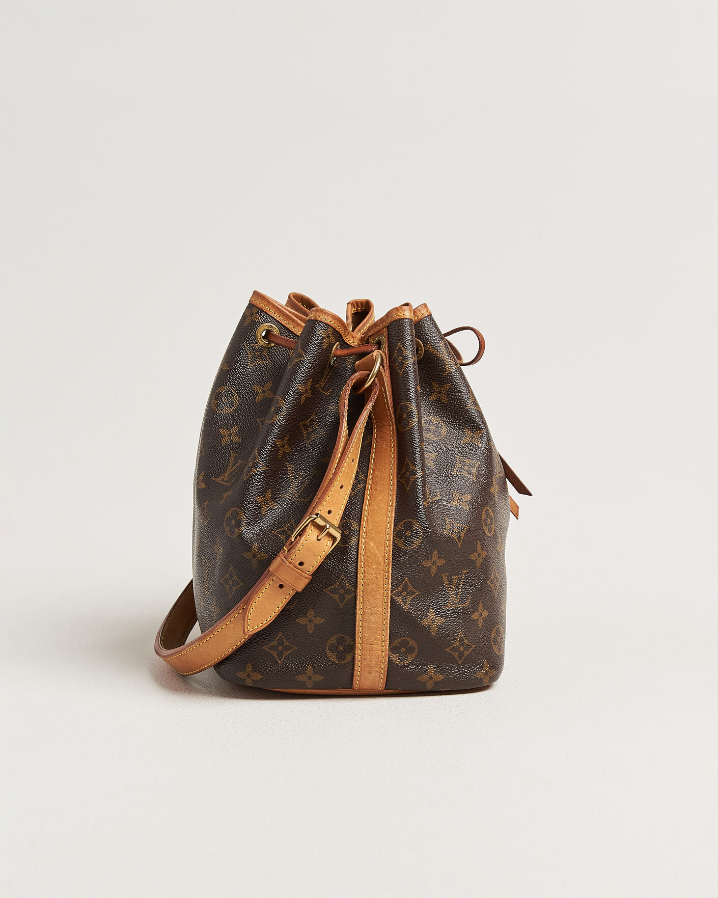Herr | Pre-Owned & Vintage Bags | Louis Vuitton Pre-Owned | Petit Noé Monogram