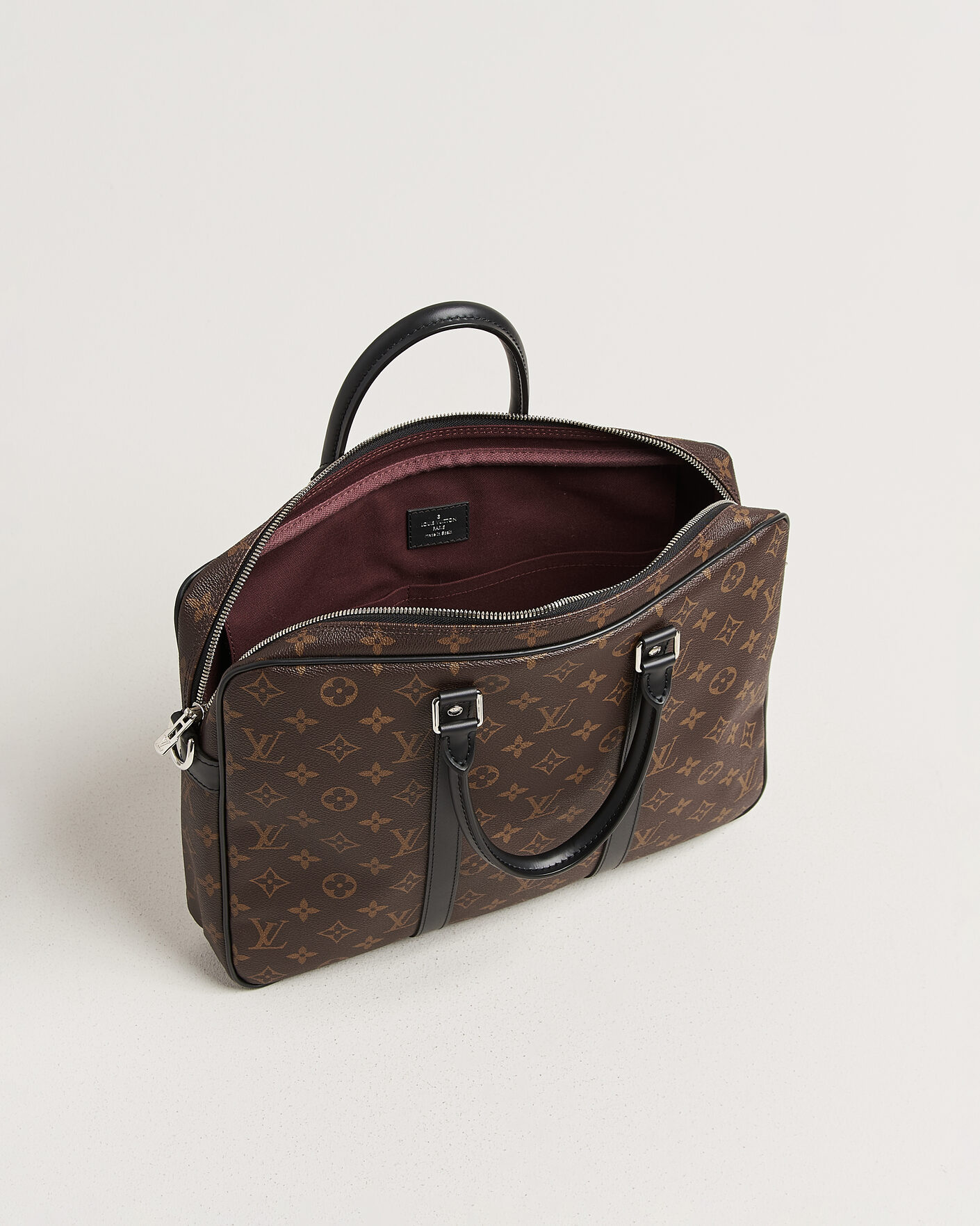 Herr | Pre-Owned & Vintage Bags | Louis Vuitton Pre-Owned | Porte-Documents Voyage Briefcase Monogram Macassar