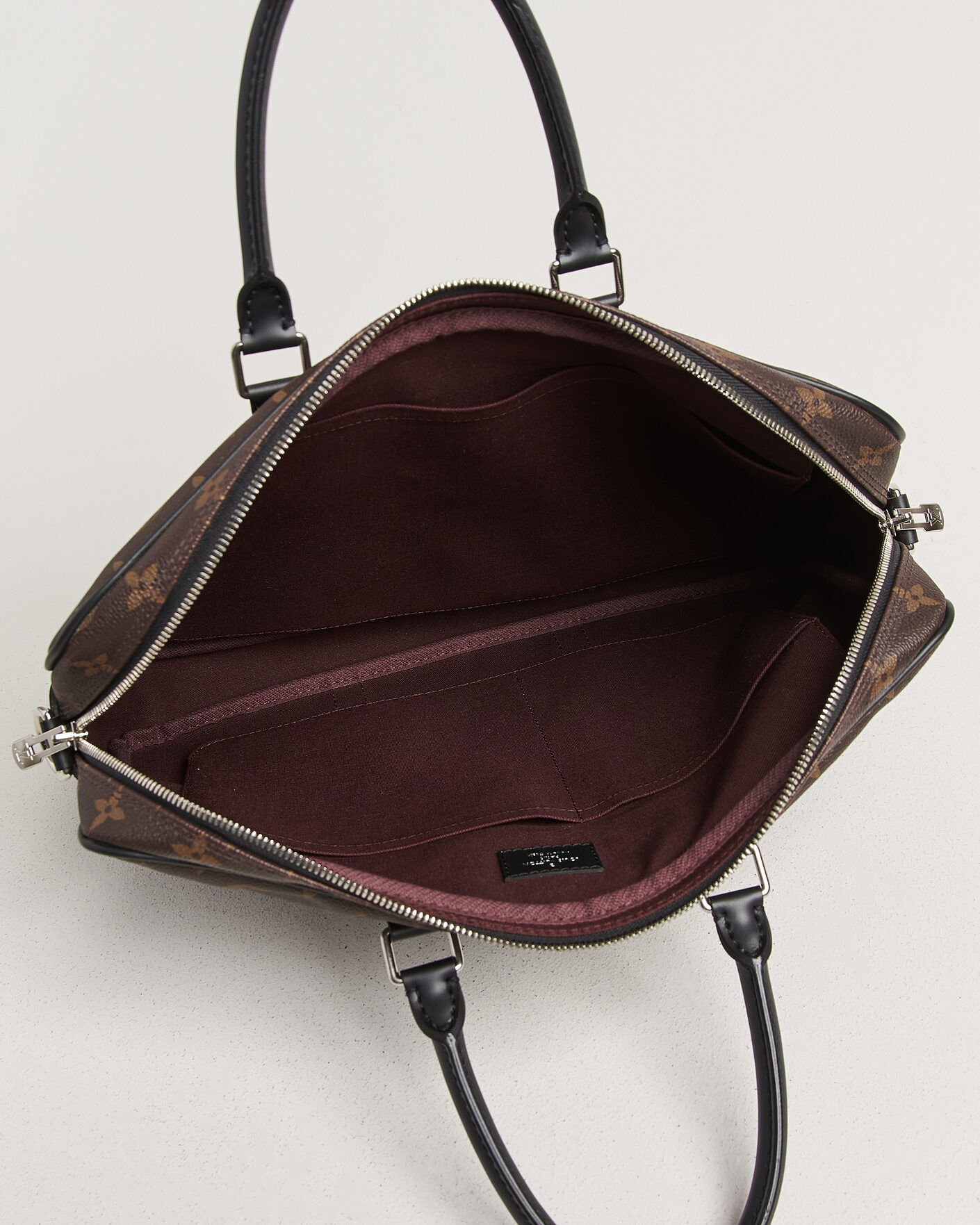 Herr | Pre-Owned & Vintage Bags | Louis Vuitton Pre-Owned | Porte-Documents Voyage Briefcase Monogram Macassar