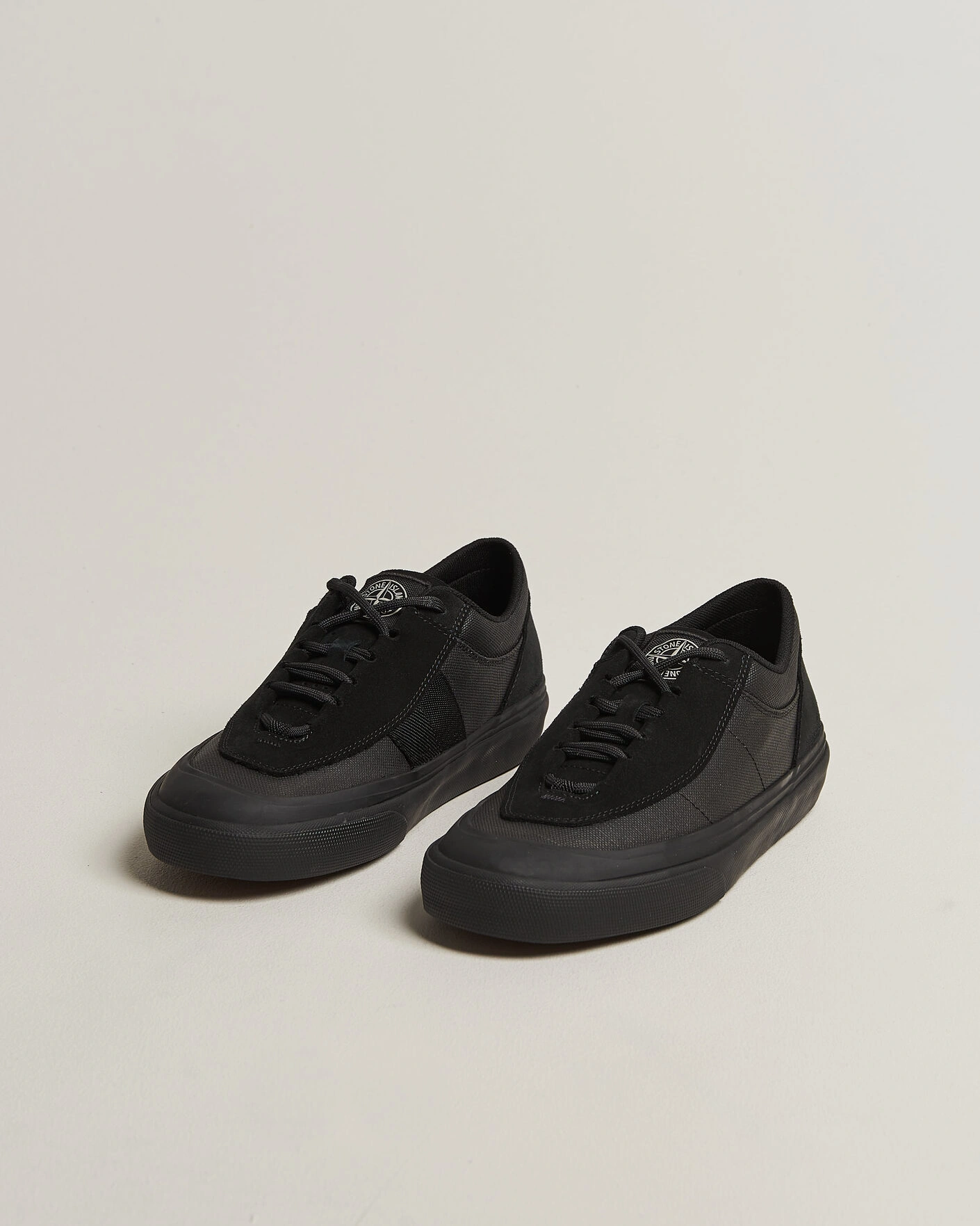 Herr | Sneakers | Stone Island | Low Top Canvas Sneaker Black