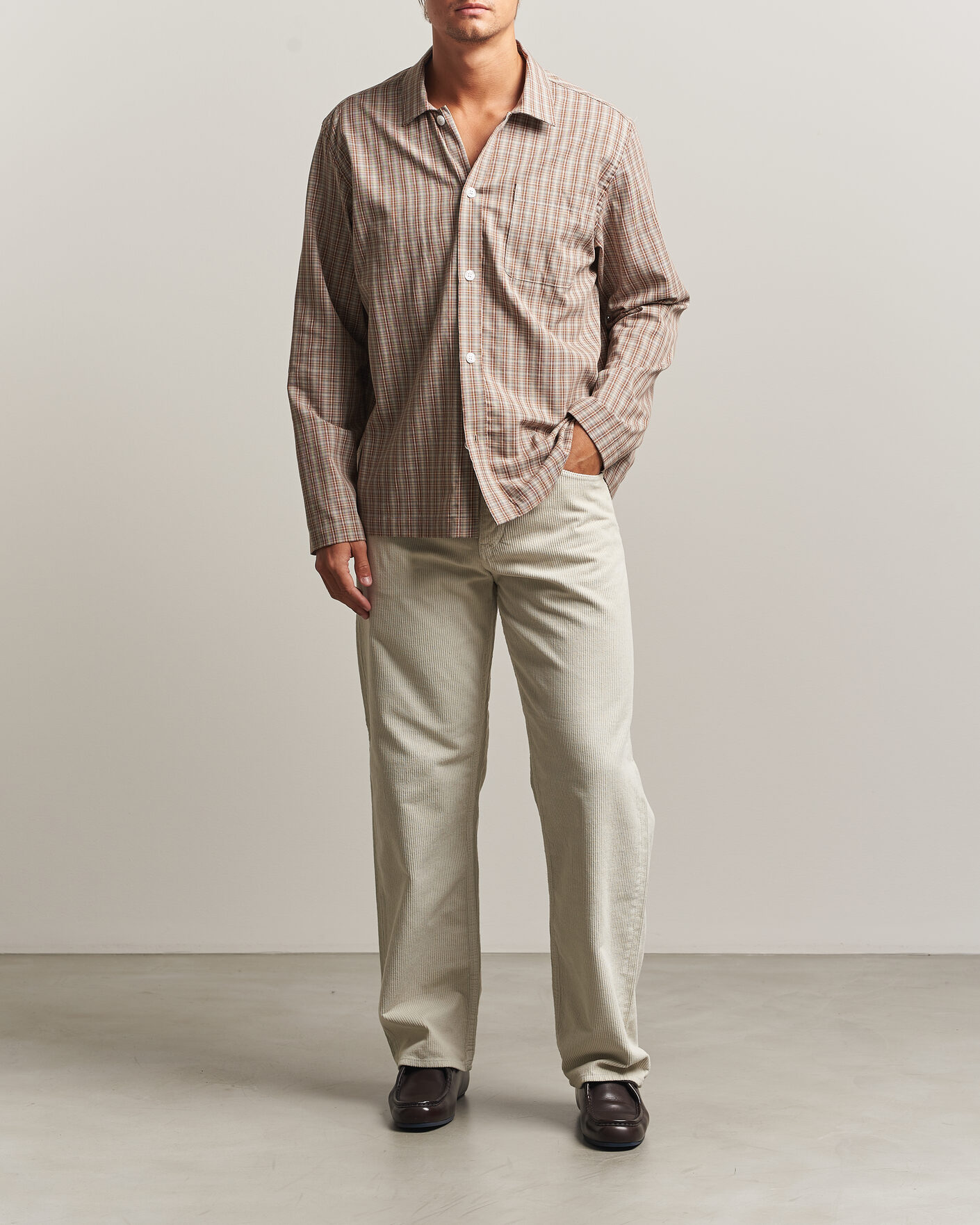 Herr | Jeans | Sunflower | Loose Corduroy Pants Ivory