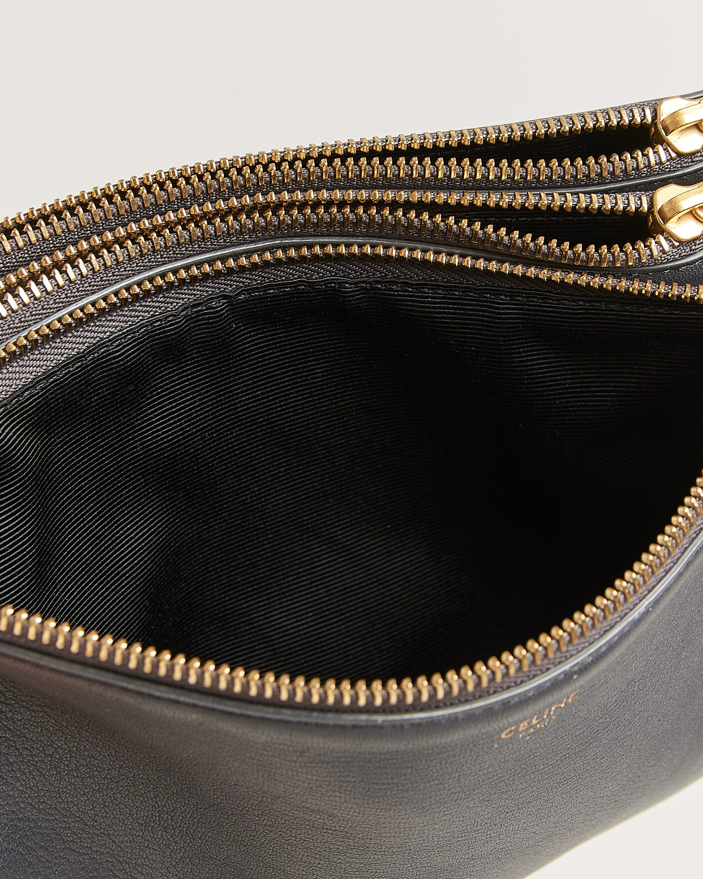Herr | Pre-Owned & Vintage Bags | Celine Pre-Owned | Trio Bag Small Grey