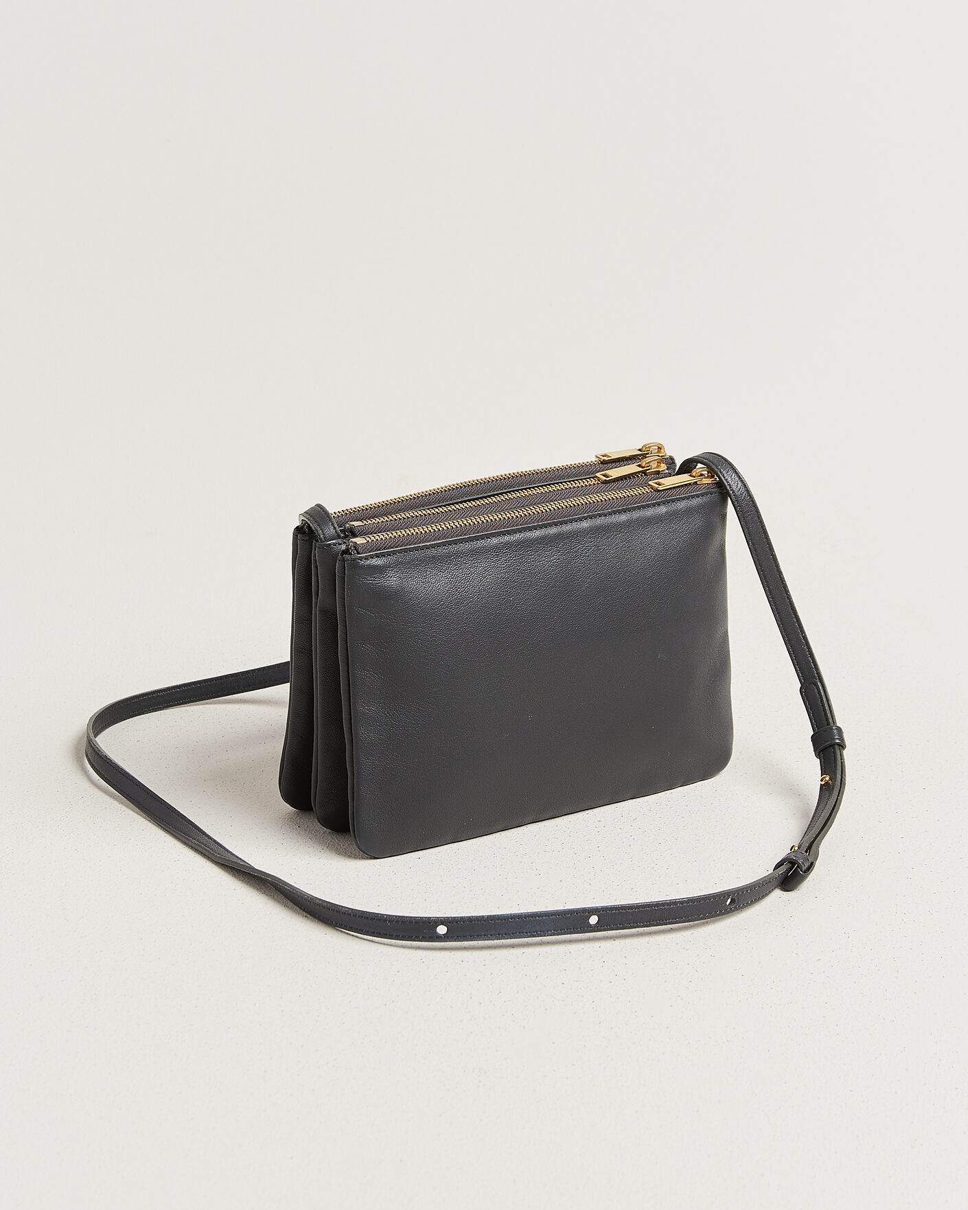 Herr | Pre-Owned & Vintage Bags | Celine Pre-Owned | Trio Bag Small Grey