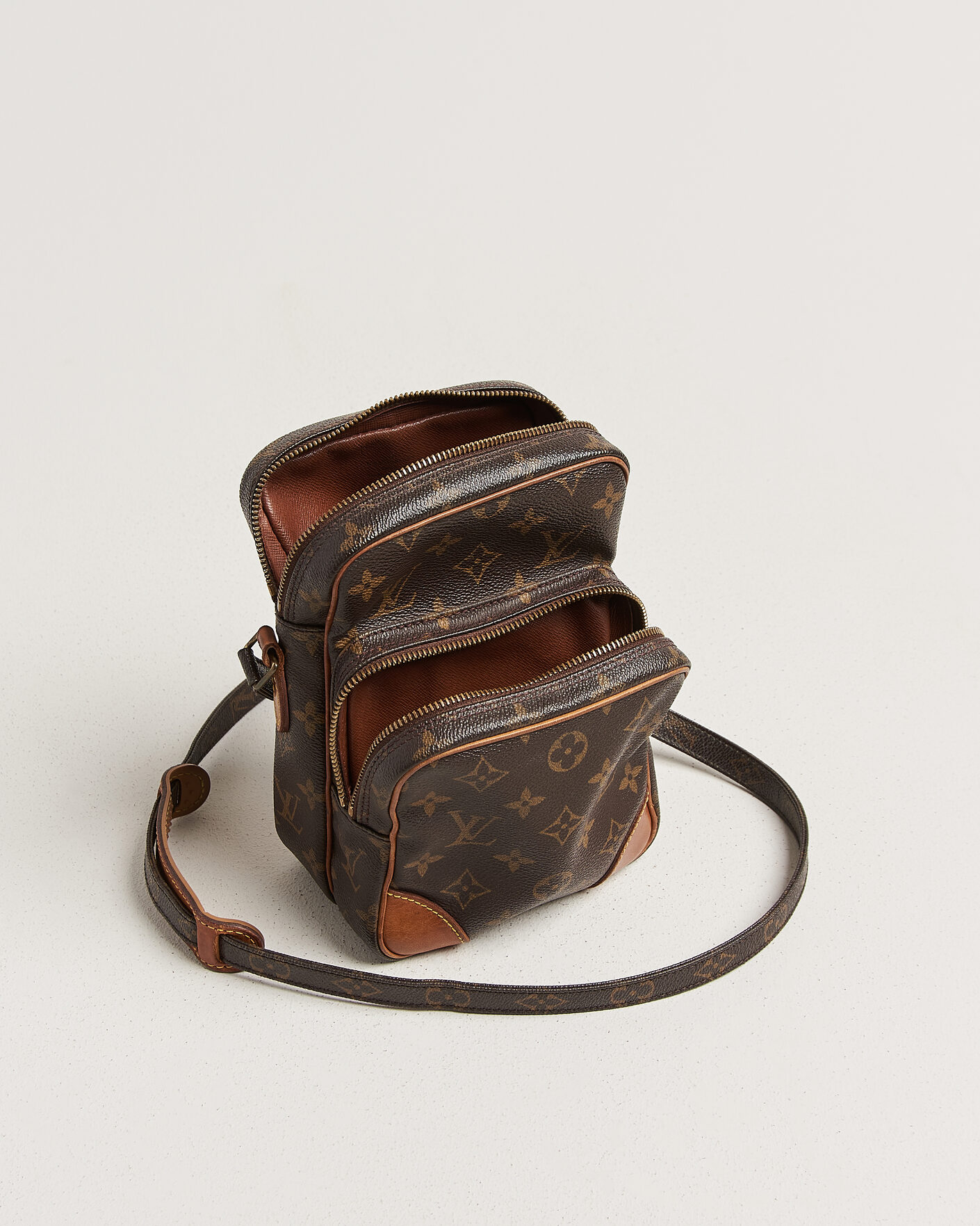 Herr | Pre-Owned & Vintage Bags | Louis Vuitton Pre-Owned | Amazon Bag Monogram
