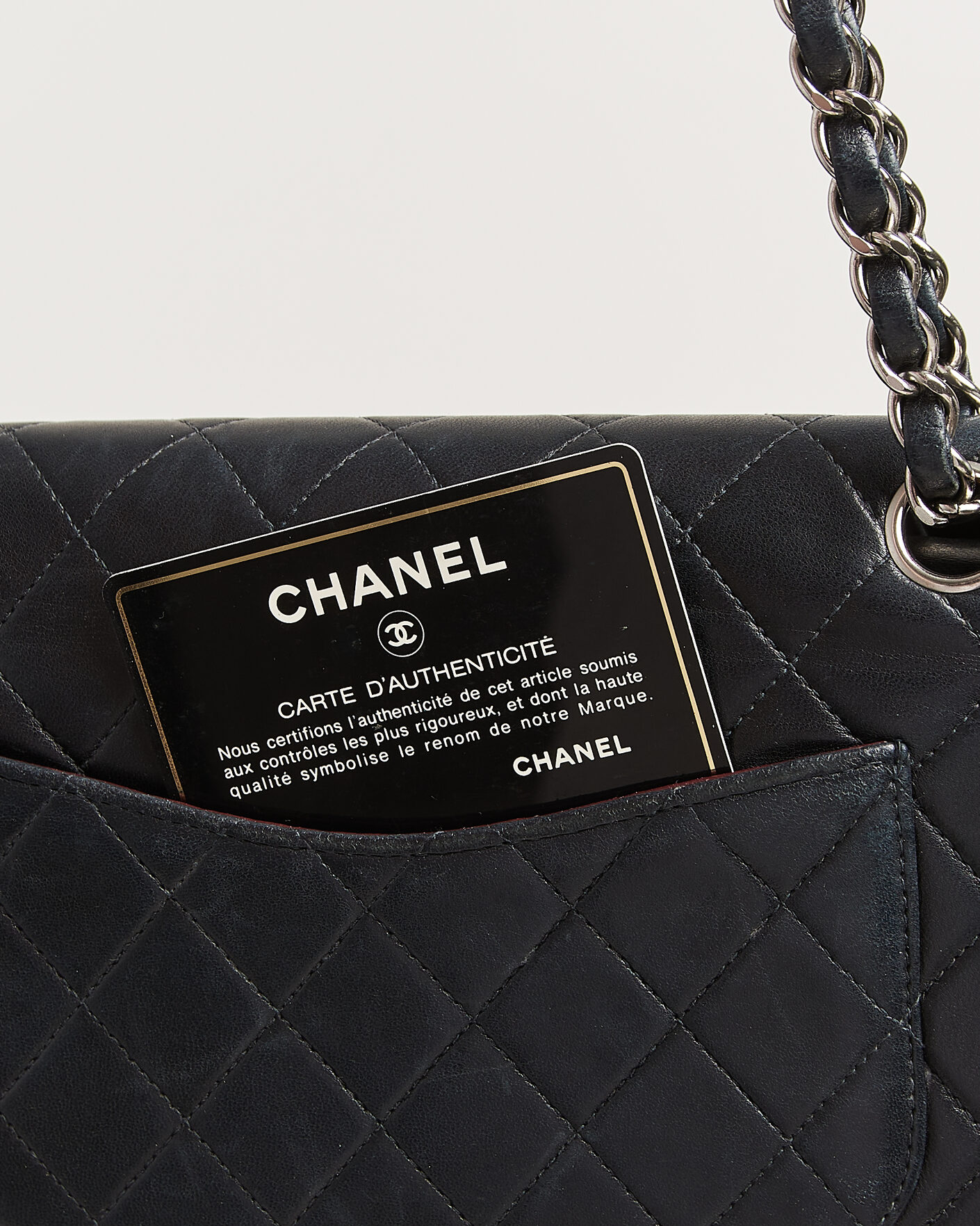 Herr | Pre-Owned & Vintage Bags | Chanel Pre-Owned | Classic Medium Double Flap Bag Lambskin Black