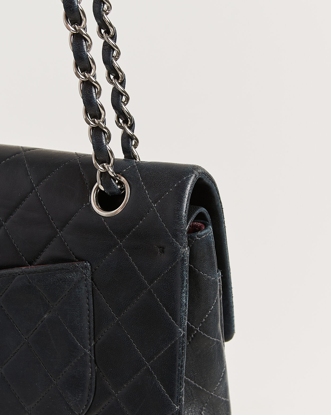 Herr | Pre-Owned & Vintage Bags | Chanel Pre-Owned | Classic Medium Double Flap Bag Lambskin Black