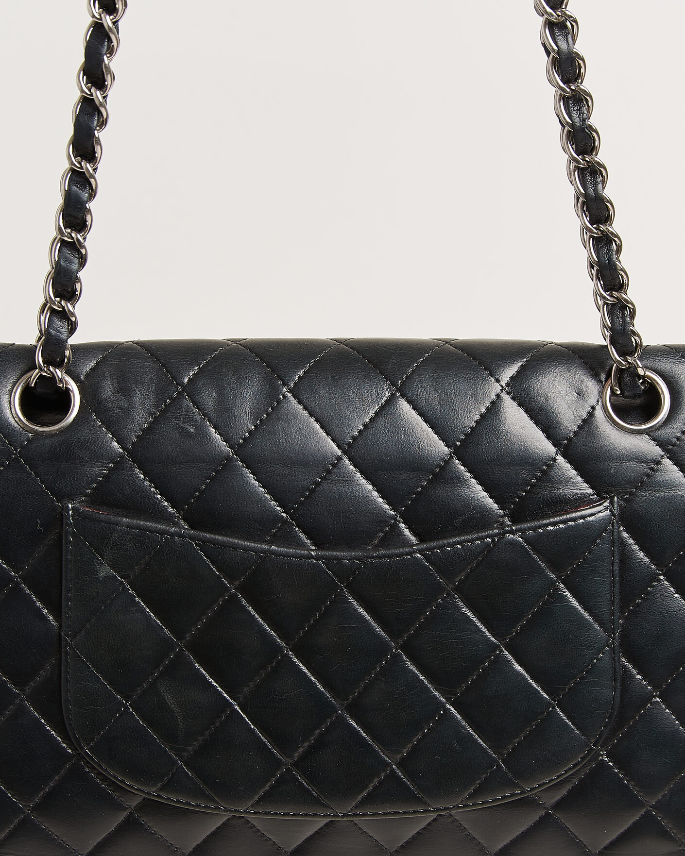 Herr | Pre-Owned & Vintage Bags | Chanel Pre-Owned | Classic Medium Double Flap Bag Lambskin Black