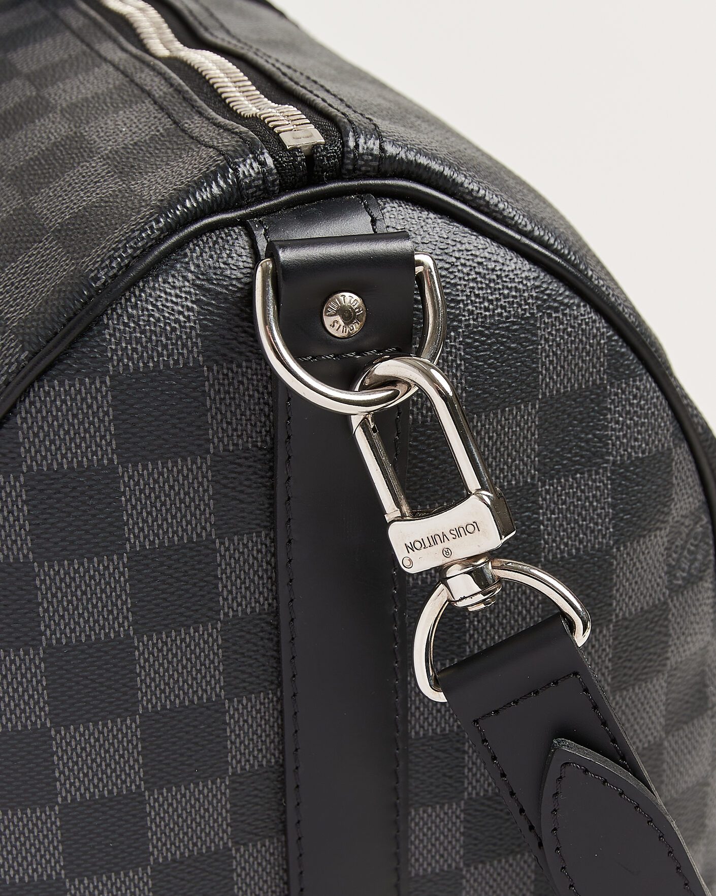 Herr | Pre-Owned & Vintage Bags | Louis Vuitton Pre-Owned | Keepall 45 Bandouliére Damier graphite