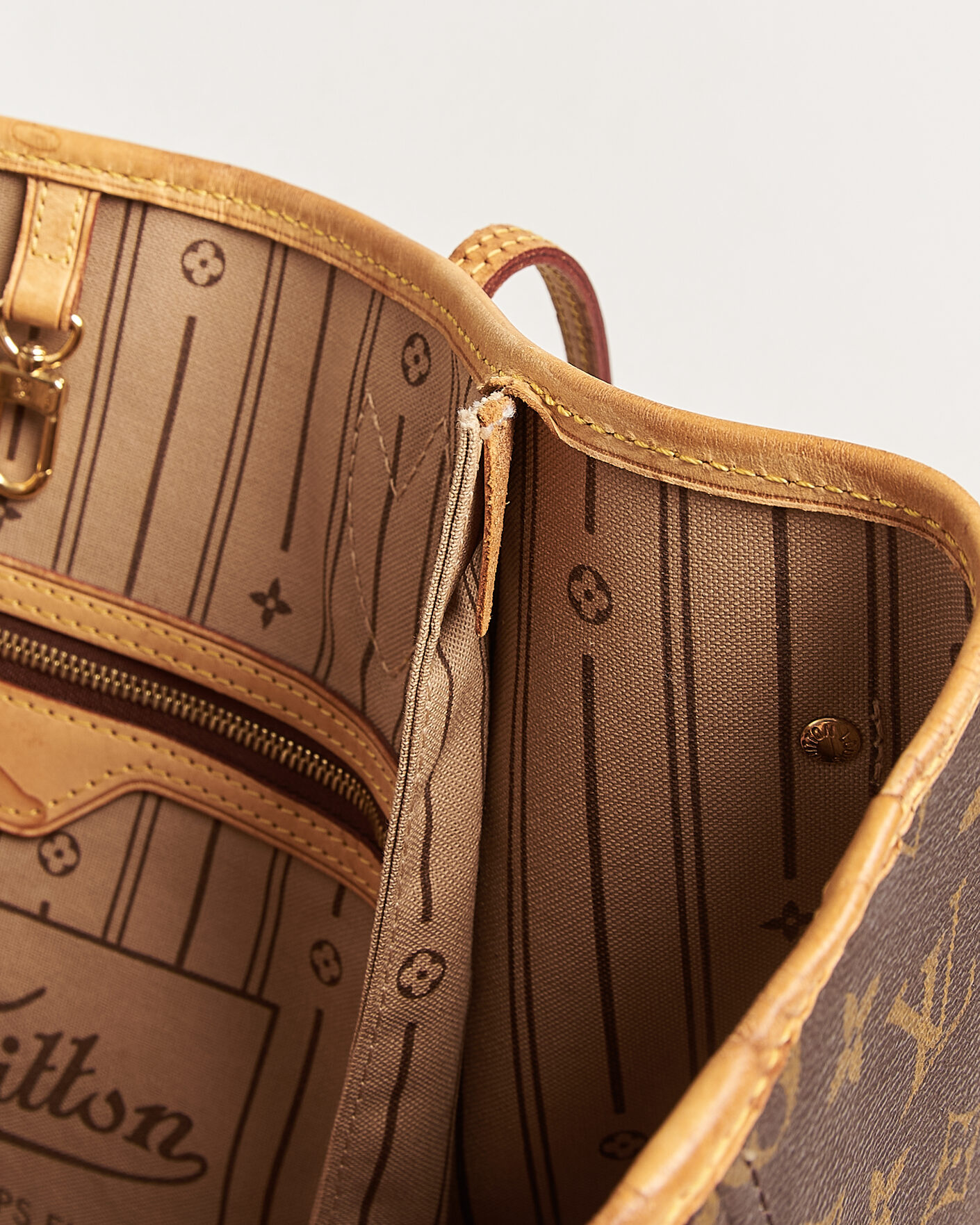 Herr | Pre-Owned & Vintage Bags | Louis Vuitton Pre-Owned | Neverfull GM Monogram