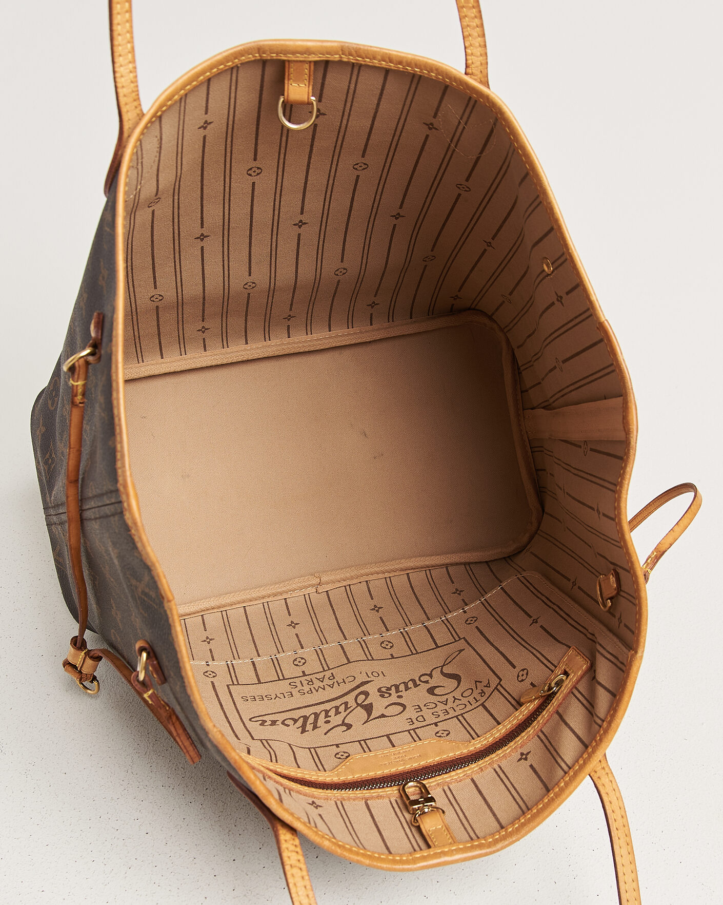 Herr | Pre-Owned & Vintage Bags | Louis Vuitton Pre-Owned | Neverfull MM Monogram