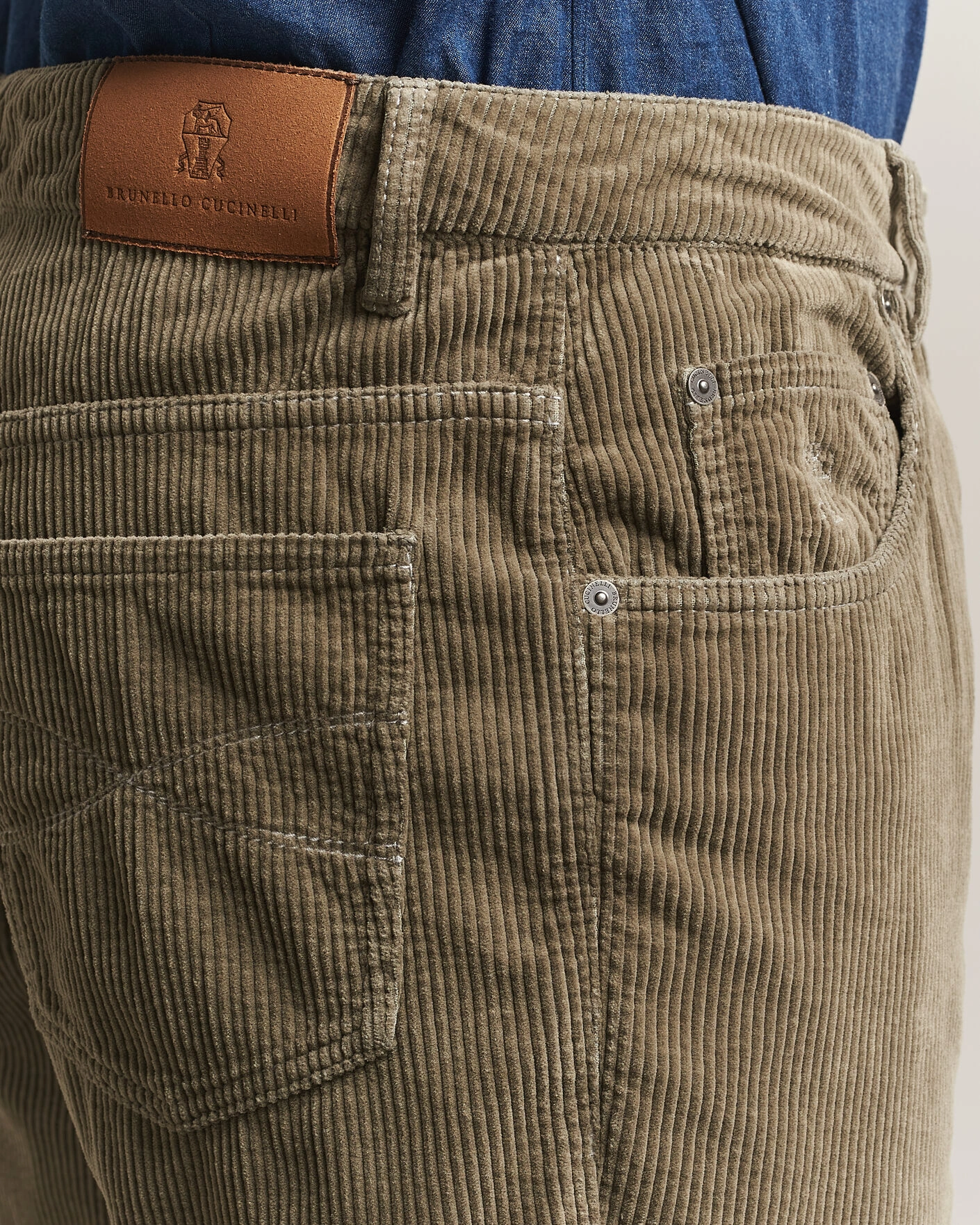 Herr | Byxor | Brunello Cucinelli | Leisure Fit Corduroy 5-Pocket Pants Olive