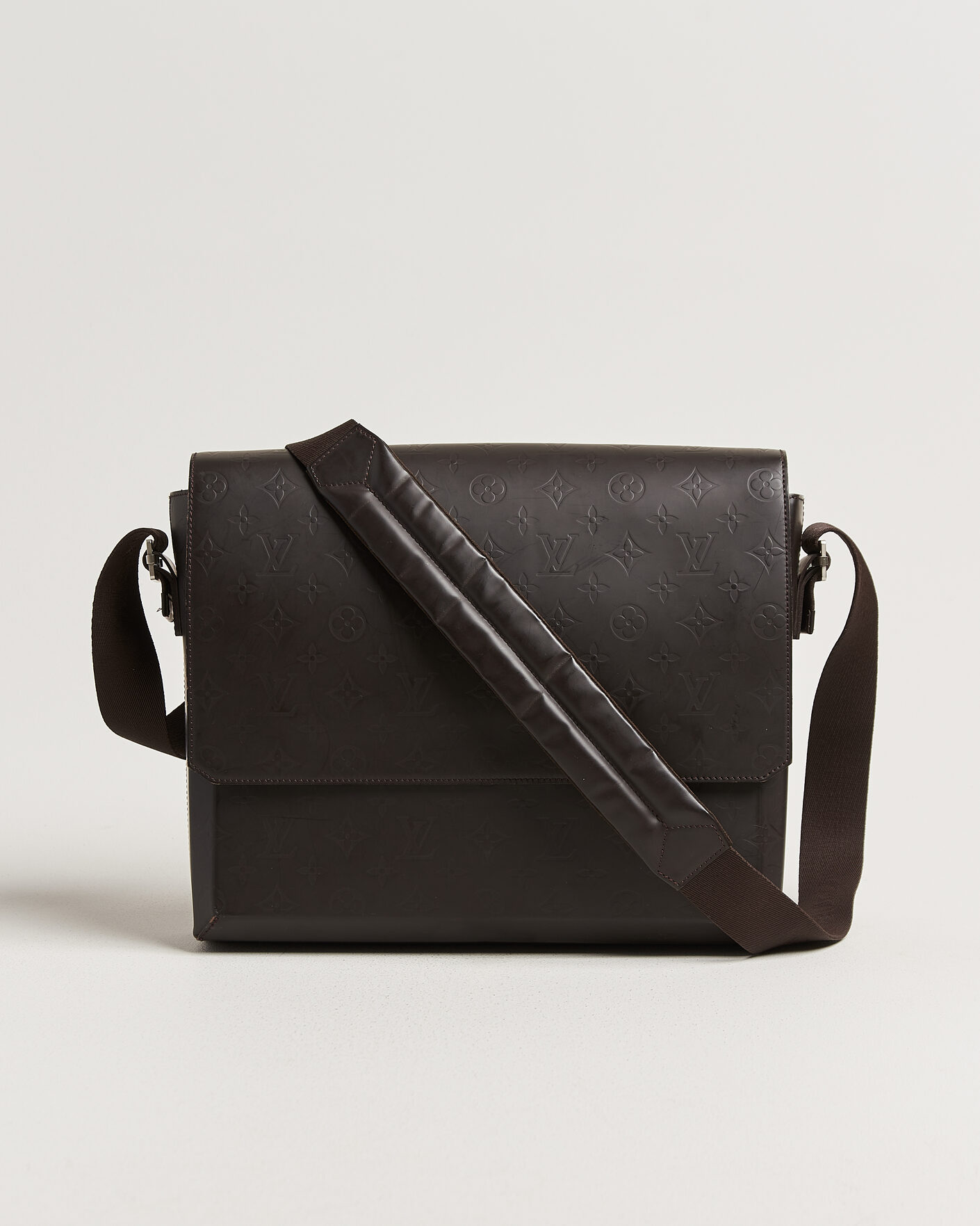 Herr | Pre-Owned & Vintage Bags | Louis Vuitton Pre-Owned | Messenger Bag Monogram Glace Bobby Brown