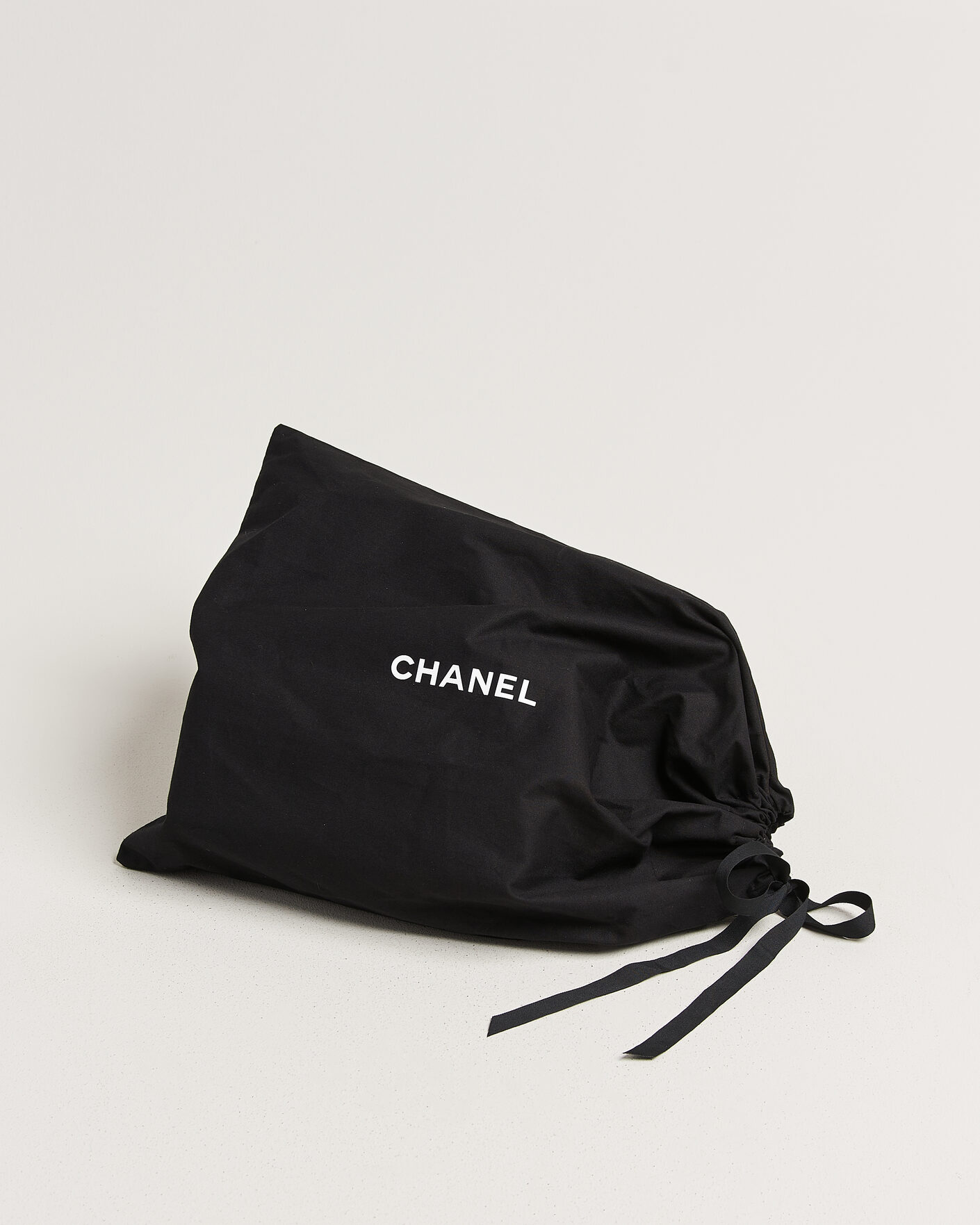 Herr | Pre-Owned & Vintage Bags | Chanel Pre-Owned | Trendy CC Top Handle Bag Coral