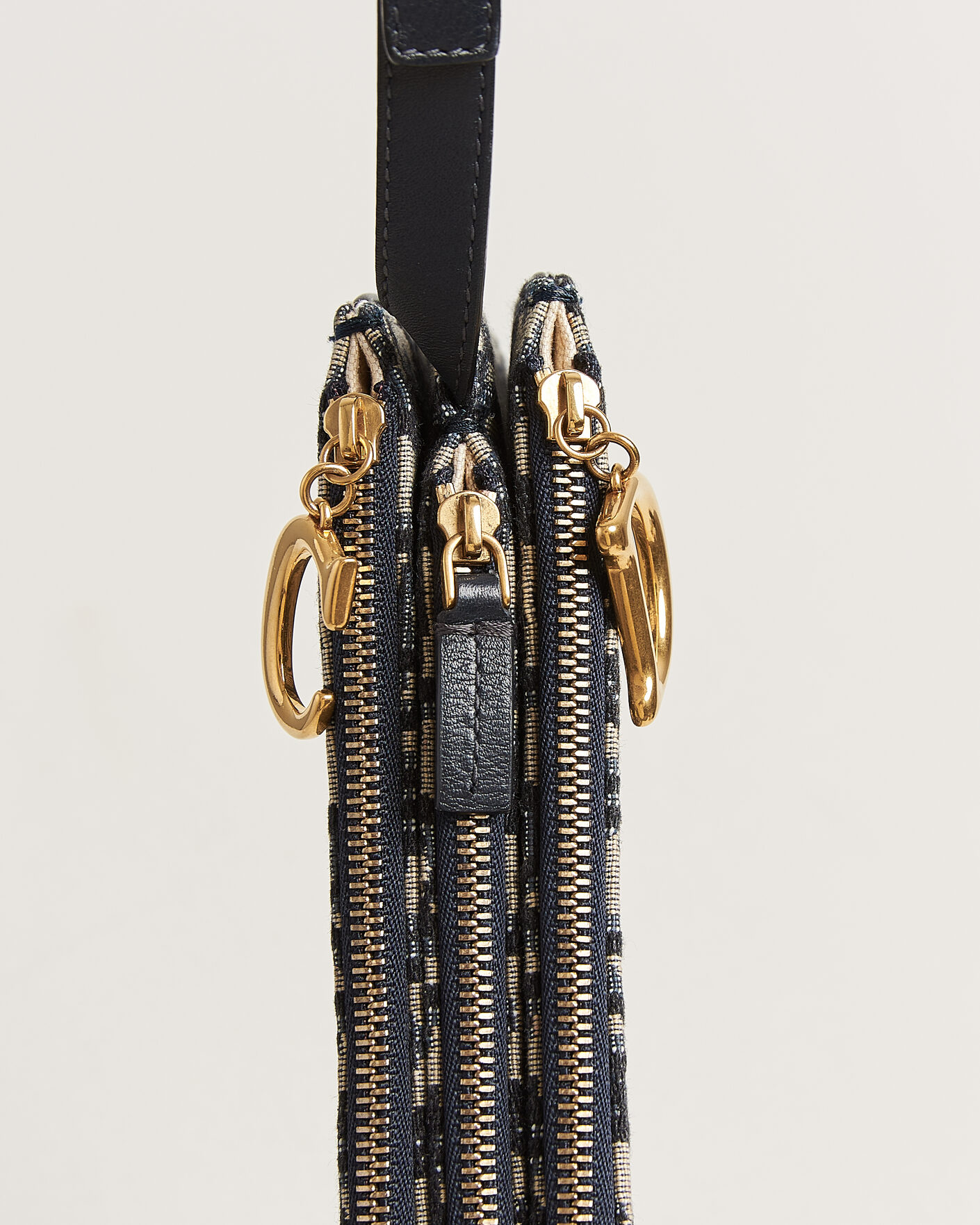 Herr | Pre-Owned & Vintage Bags | Dior Pre-Owned | Saddle Oblique Rodeo Trio Pouch Blue