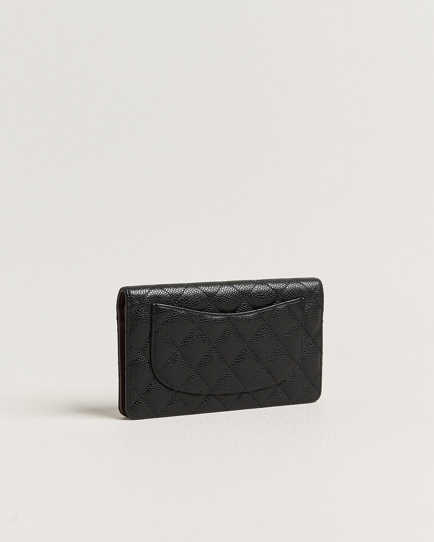 Herr | Pre-Owned & Vintage Bags | Chanel Pre-Owned | Classic Bifold Wallet Caviar Leather Black