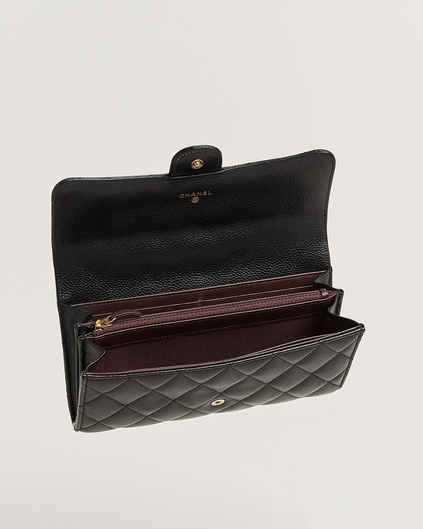 Herr | Pre-Owned & Vintage Bags | Chanel Pre-Owned | Classic Long Flap Wallet Caviar Leather Black
