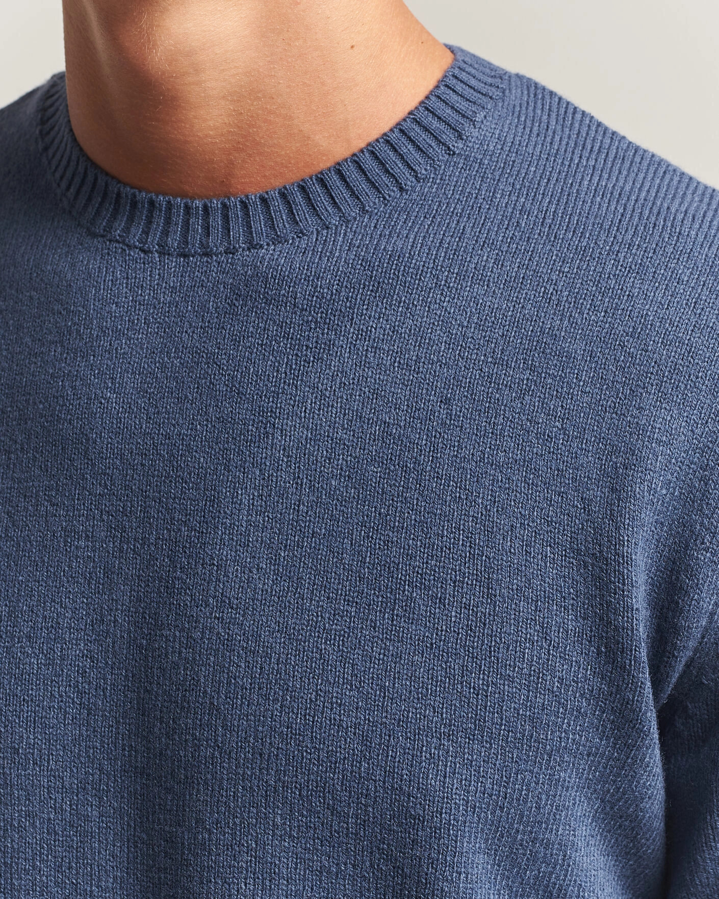 Herr | Tröjor | Colorful Standard | Classic Merino Wool Crew Neck Petrol Blue