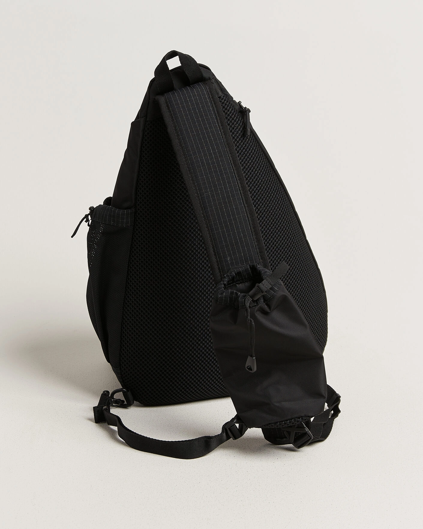 Herr | Väskor | Snow Peak | Grid Sling Bag Black