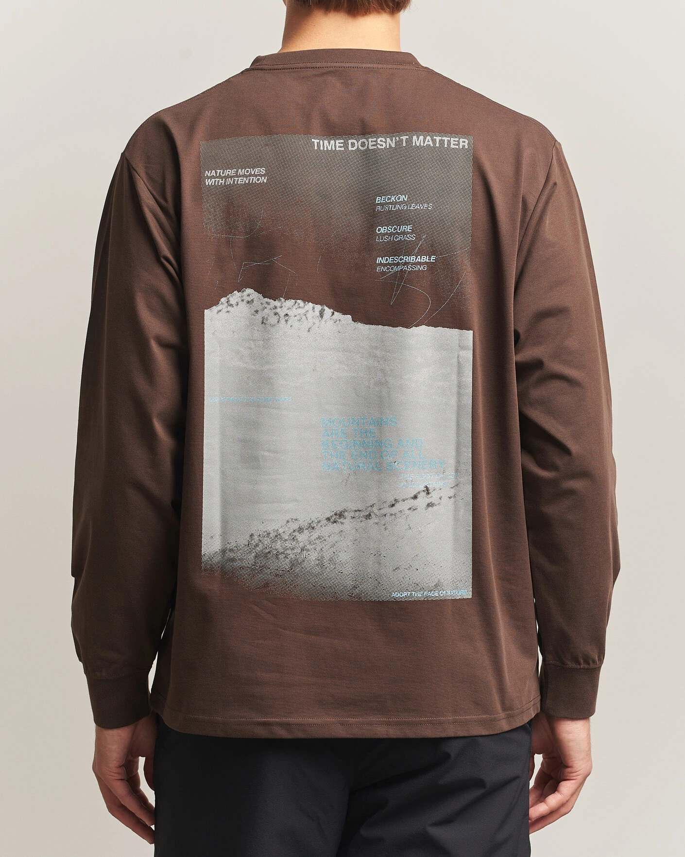 Herr | T-Shirts | Snow Peak | Campscape L/S T-Shirt Brown