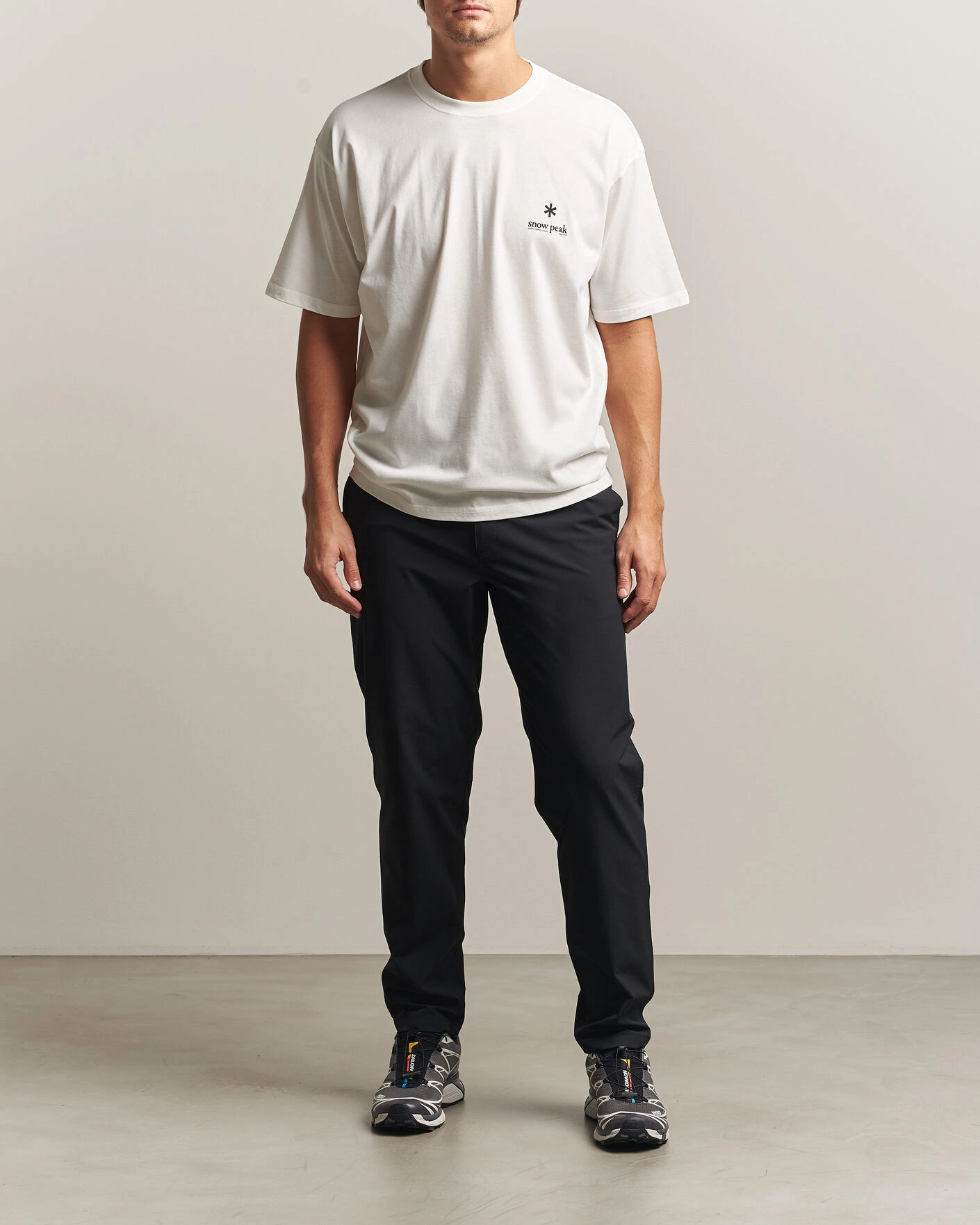 Herr | T-Shirts | Snow Peak | Soft Cotton Relaxed Logo T-Shirt Off White