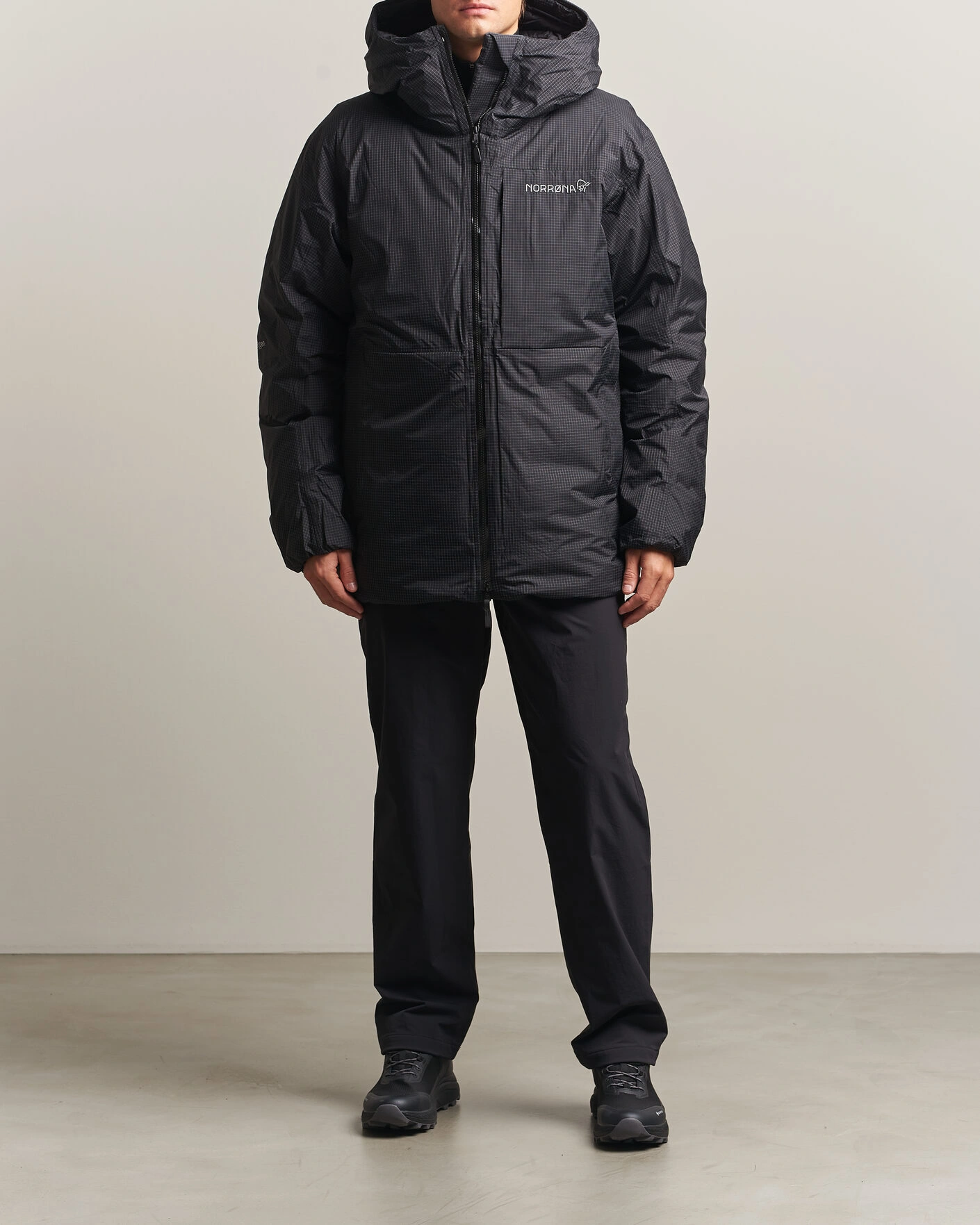 Herr | Jackor | Norrøna | Trollveggen dri2 Down 800 Zip Hood Caviar Black