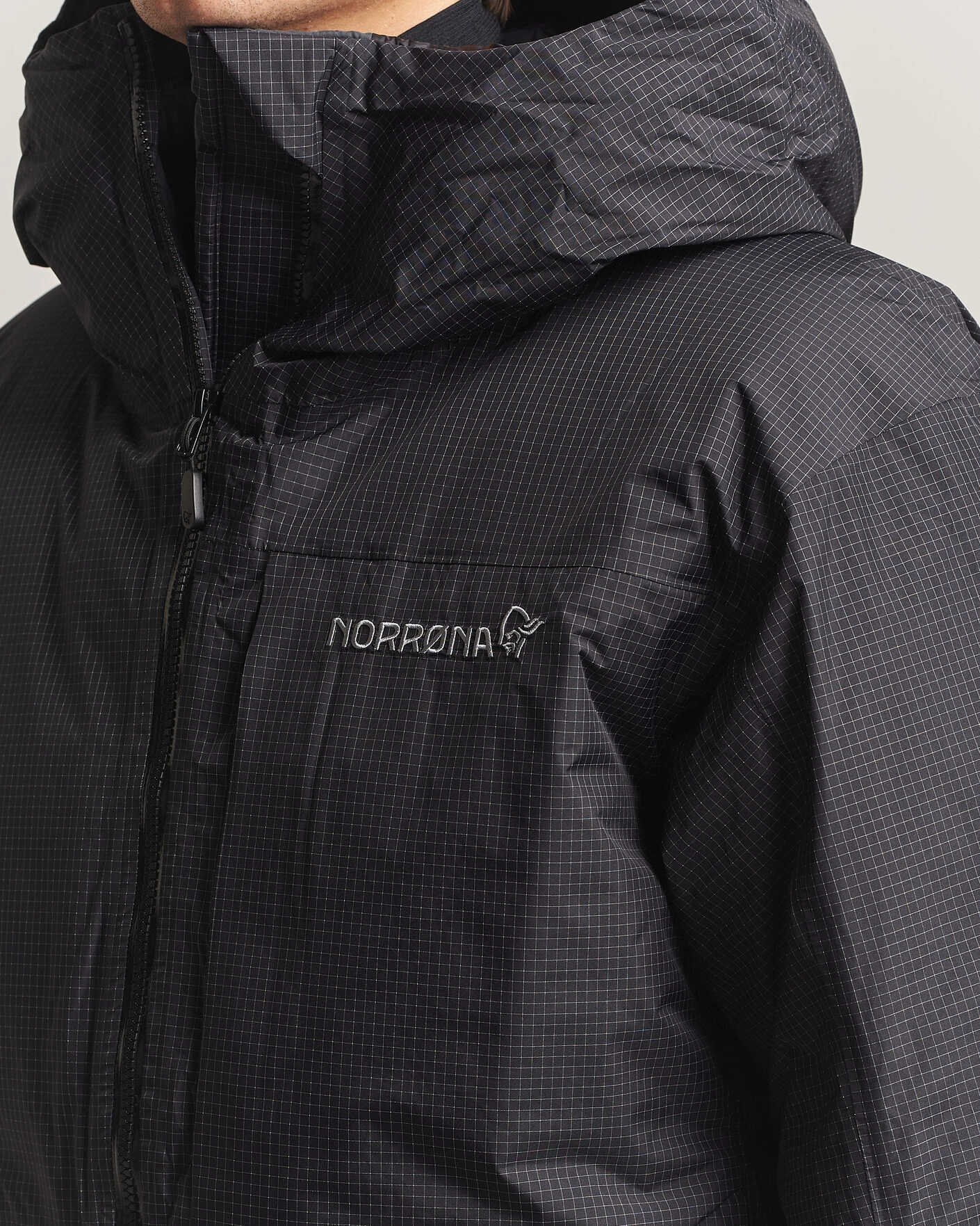 Herr | Jackor | Norrøna | Trollveggen dri2 Down 800 Zip Hood Caviar Black