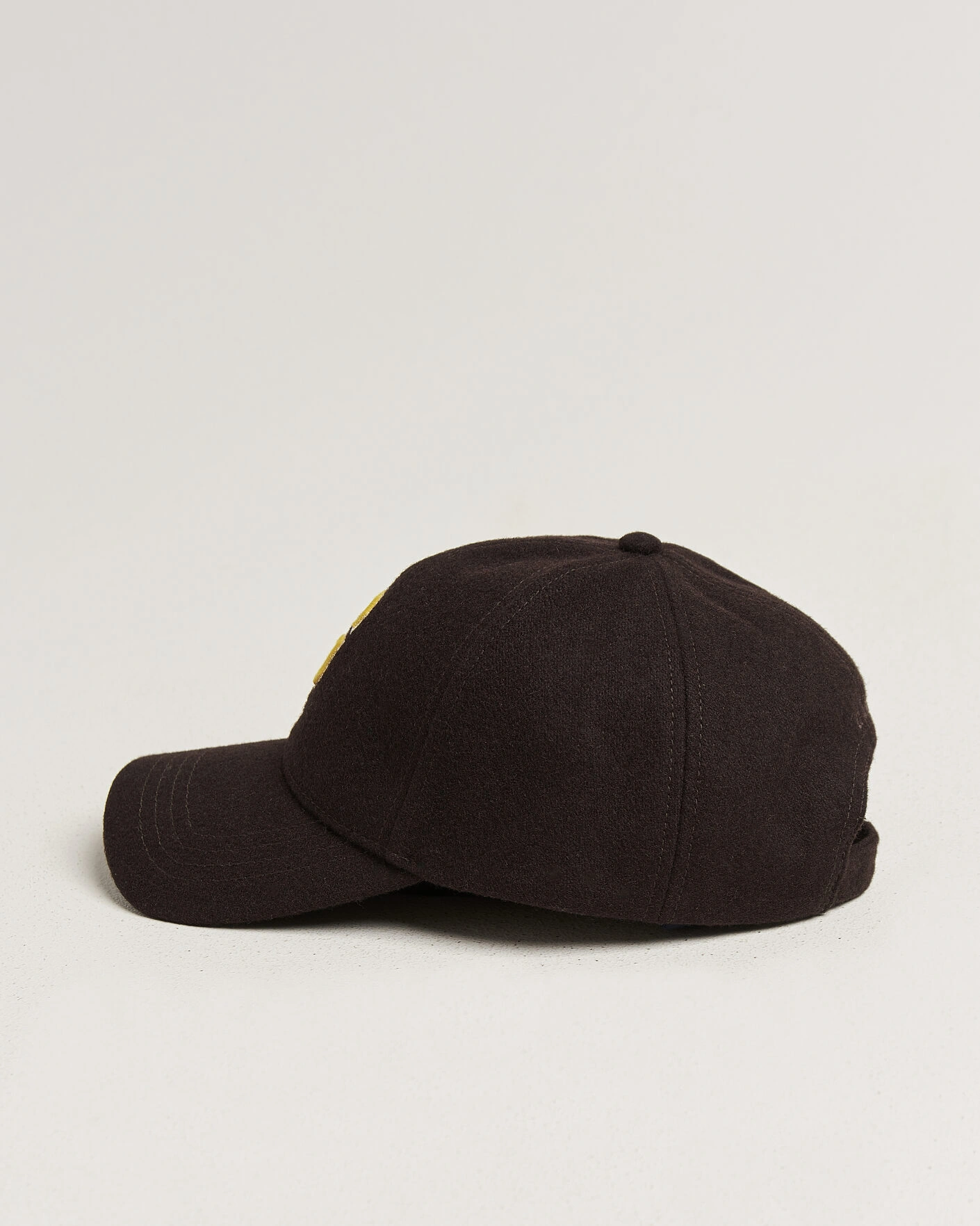 Herr | Hattar & kepsar | Gant | G Badge Wool Melton Cap Charred Wood Brown
