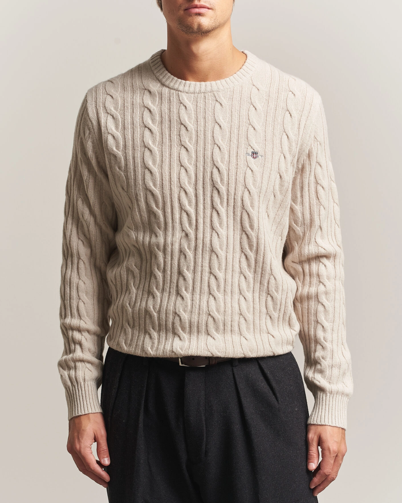 Herr | Tröjor | Gant | Lambswool Cable Crew Neck Clay Beige