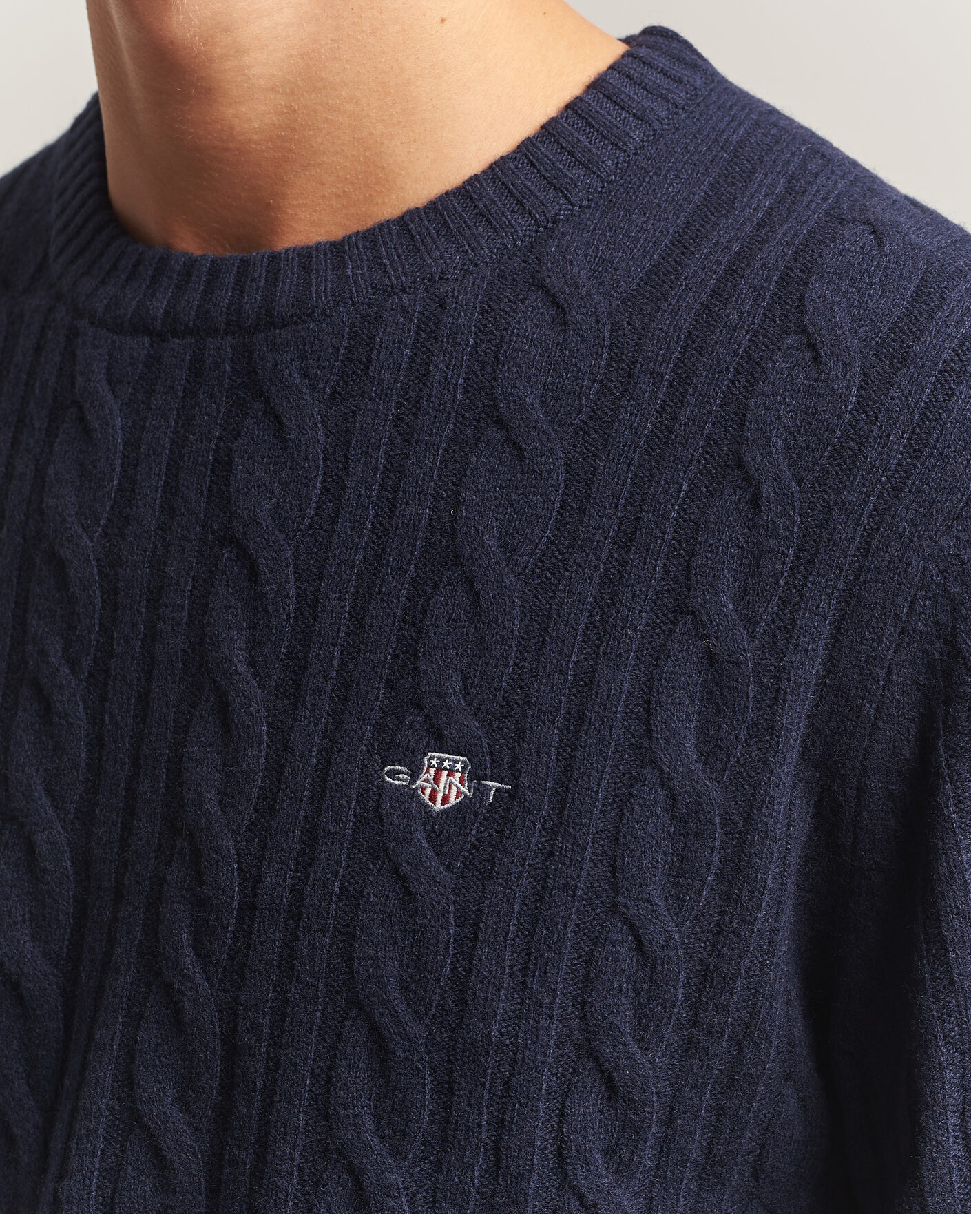 Herr | Tröjor | Gant | Lambswool Cable Crew Neck Evening Blue