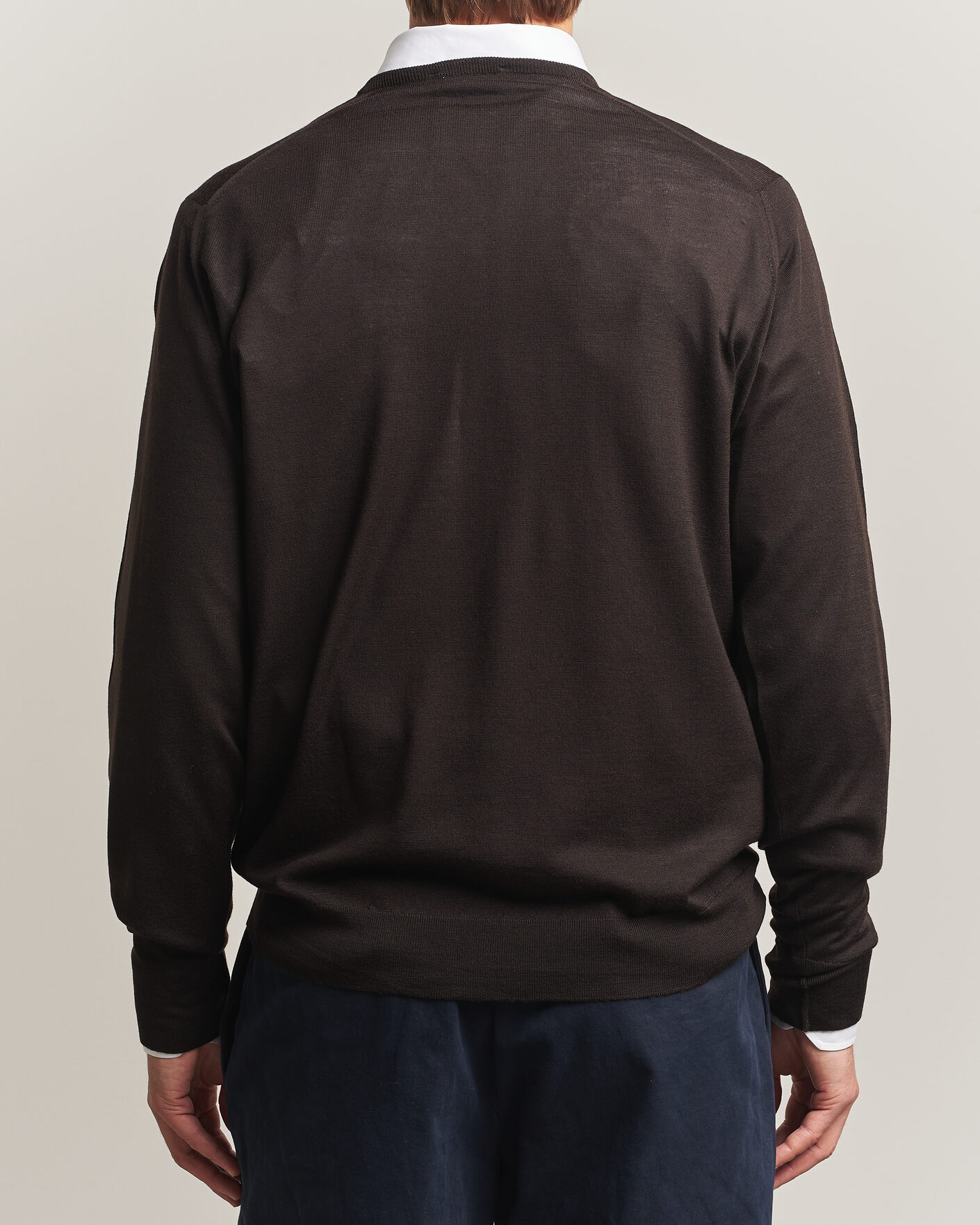Herr | Tröjor | John Smedley | Bobby Extra Fine Merino V-Neck Pullover Faulkner Brown
