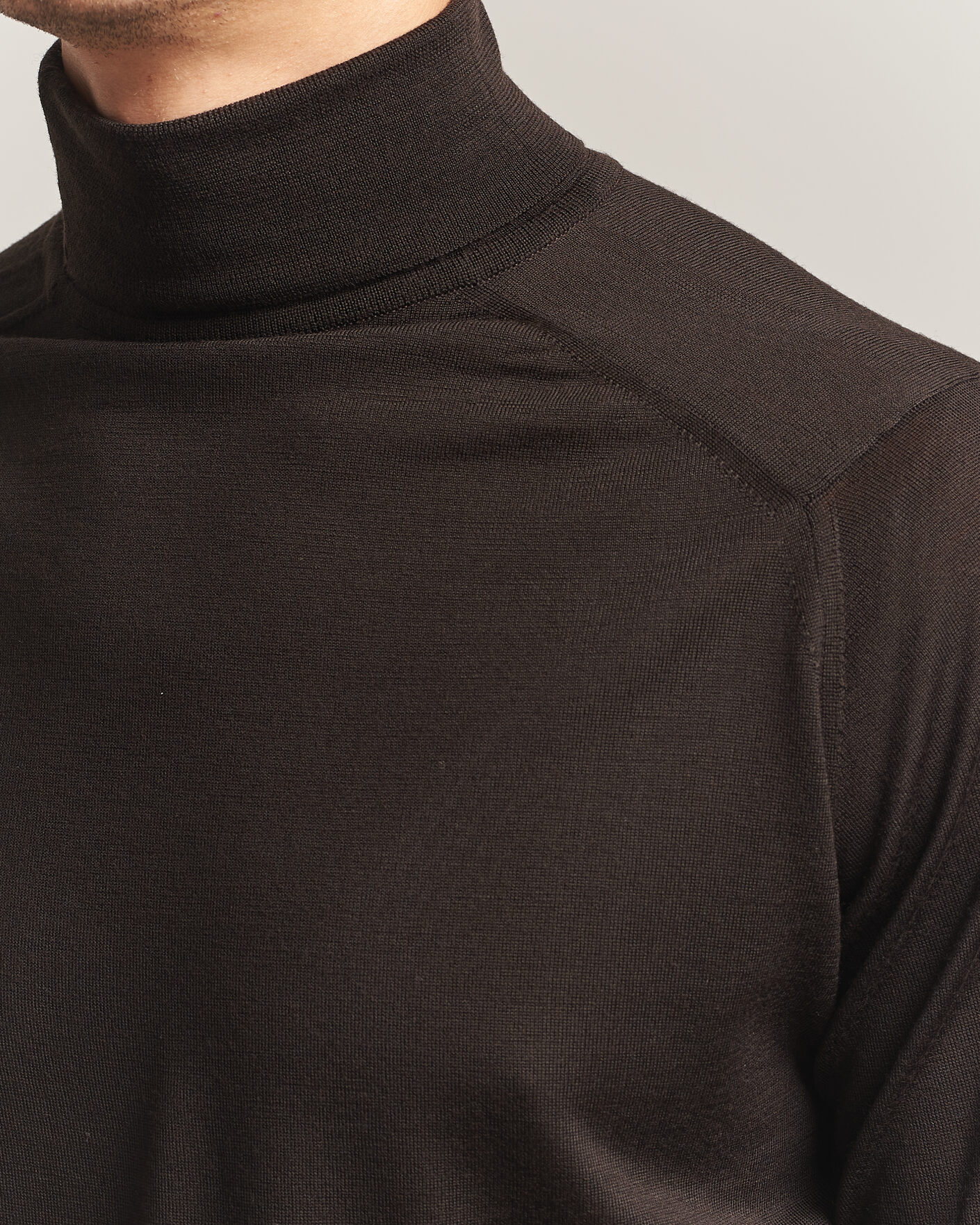 Herr | Tröjor | John Smedley | Cherwell Extra Fine Merino Rollneck Faulkner Brown