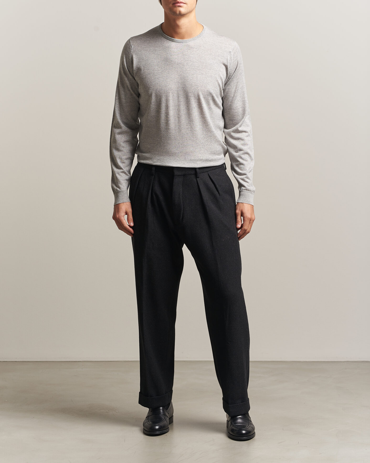 Herr | Tröjor | John Smedley | Lundy Extra Fine Merino Crew Neck Nimbus Grey