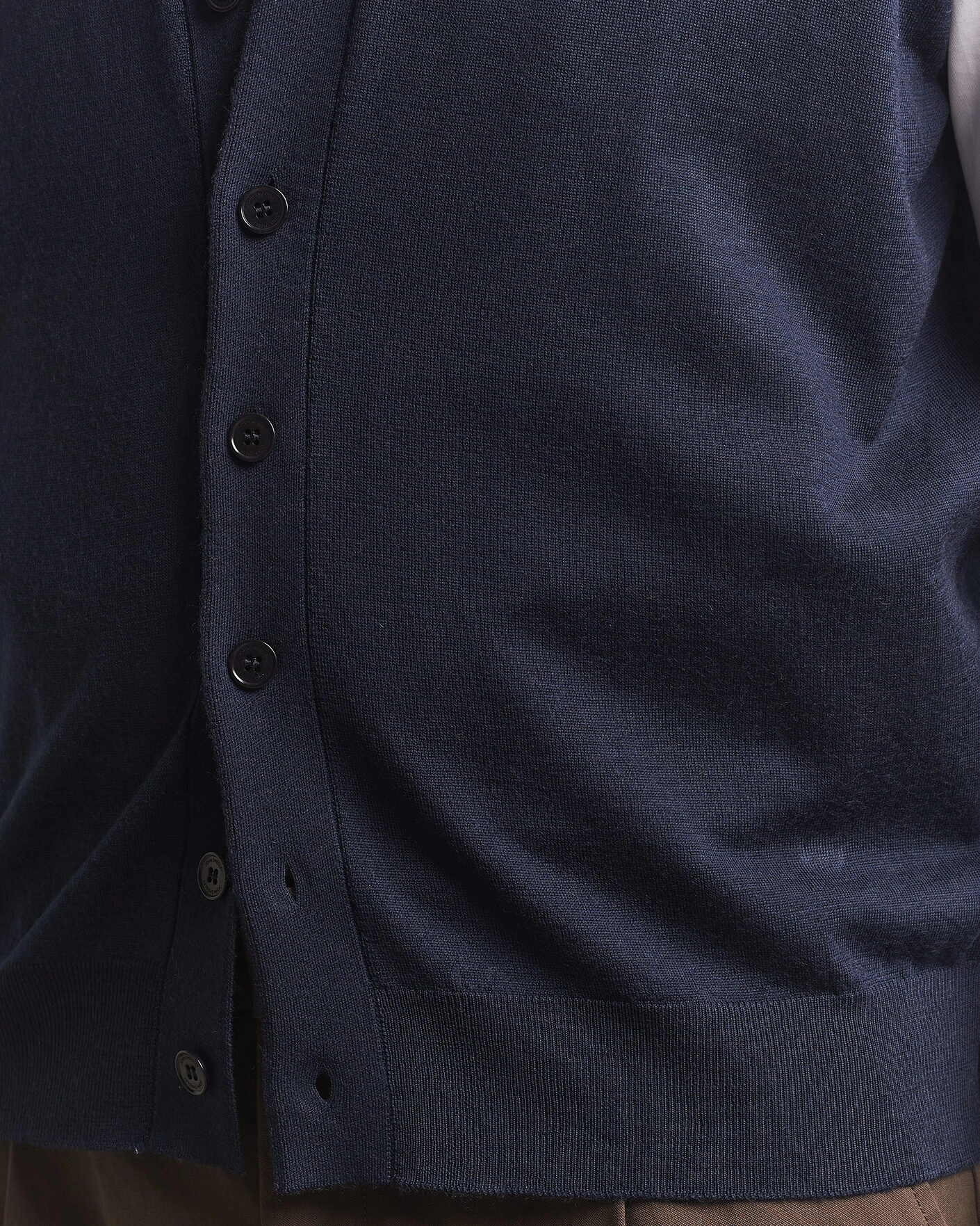 Herr | Tröjor | John Smedley | Bolton Extra Fine Merino Waistcoat Midnight