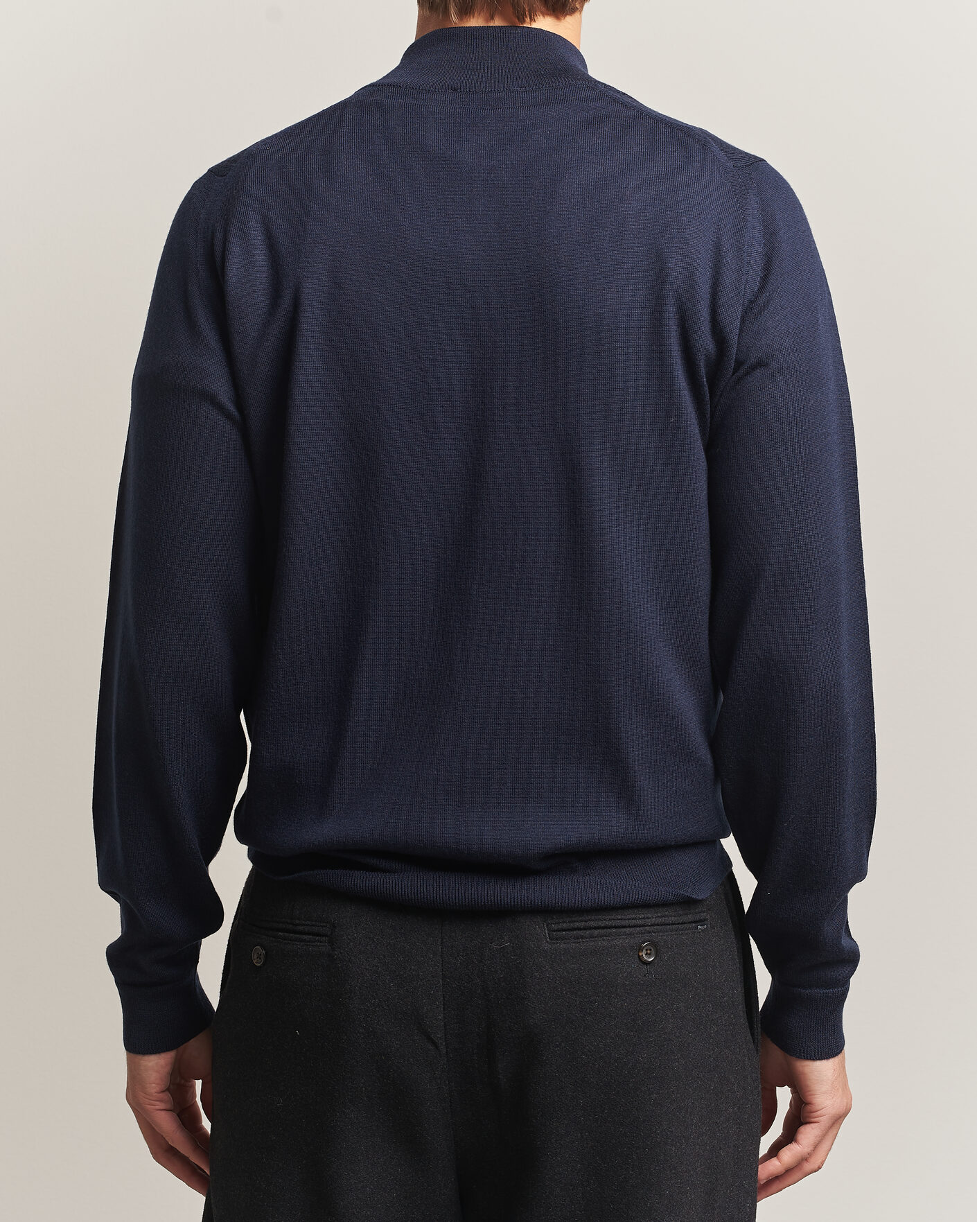 Herr | Tröjor | John Smedley | Tapton Extra Fine Merino Half Zip Midnight