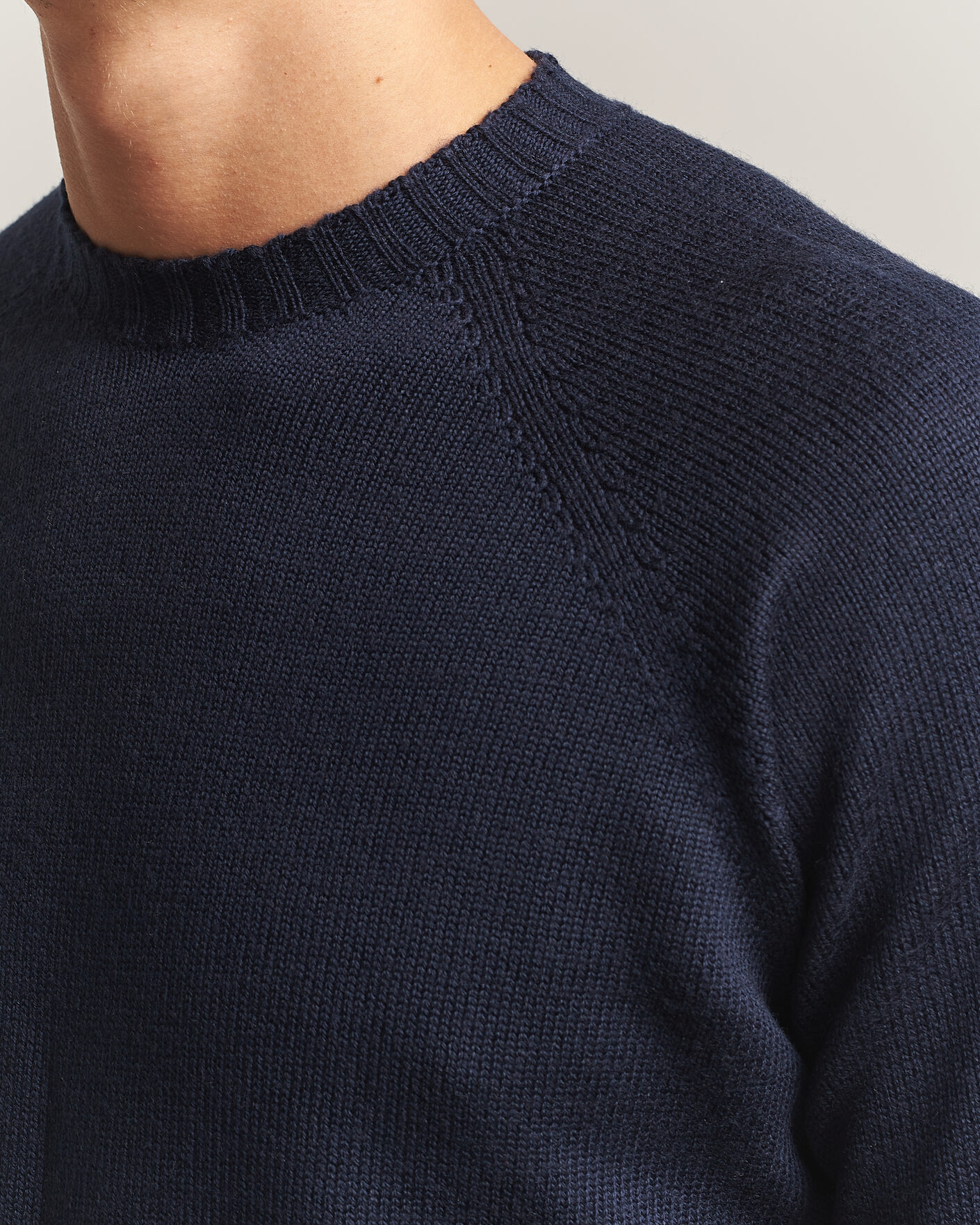 Herr | Tröjor | John Smedley | Denver Extra Fine Merino Crew Neck Midnight