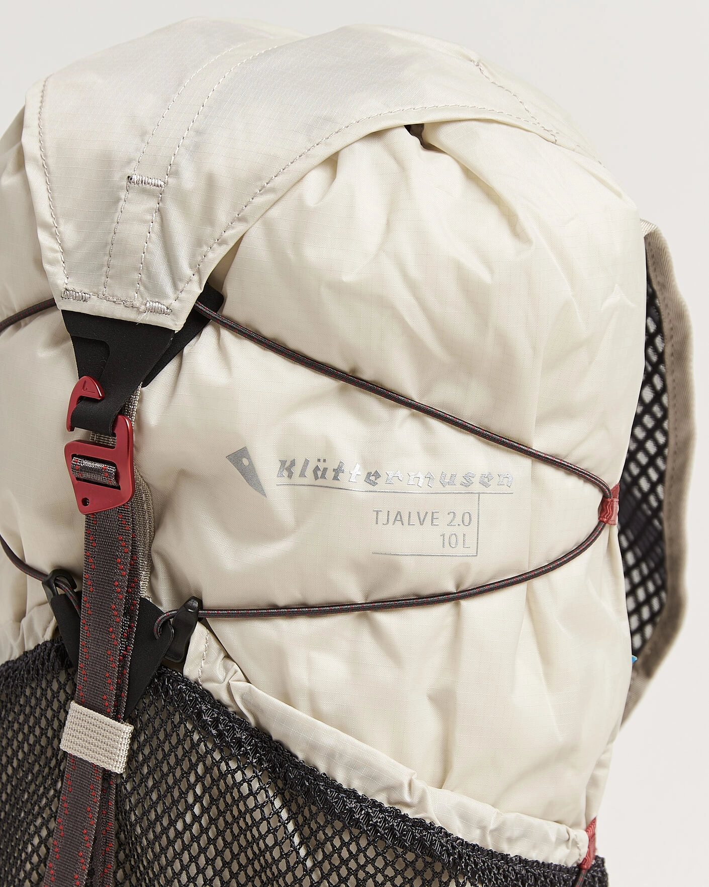 Herr | Väskor | Klättermusen | Tjalve 2.0 Backpack 10L Putty Grey