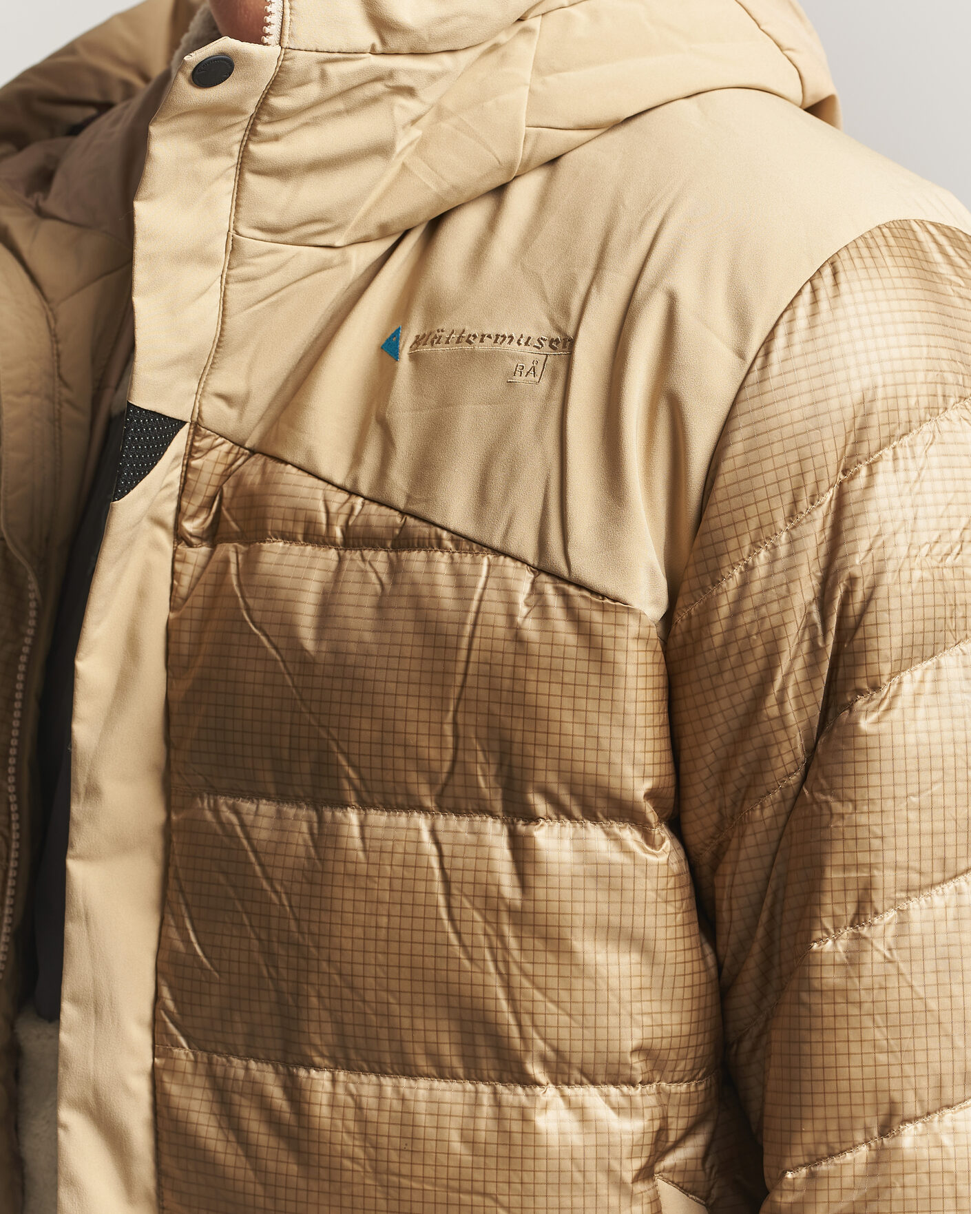 Herr | Jackor | Klättermusen | Rå Hood Jacket Warm Sand