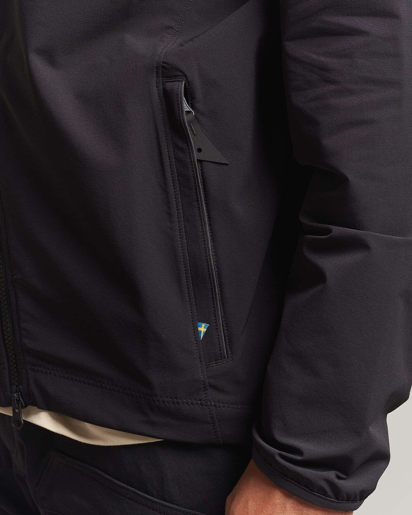 Herr | Jackor | Klättermusen | Mithril Softshell Jacket Black